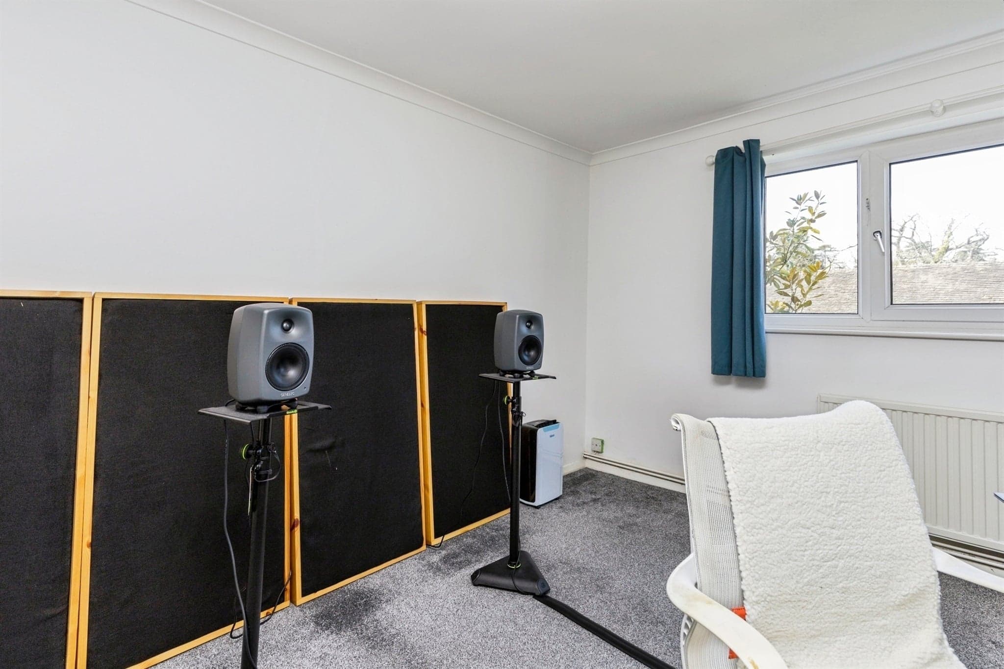 Property at Paddockhall Road, Haywards Heath