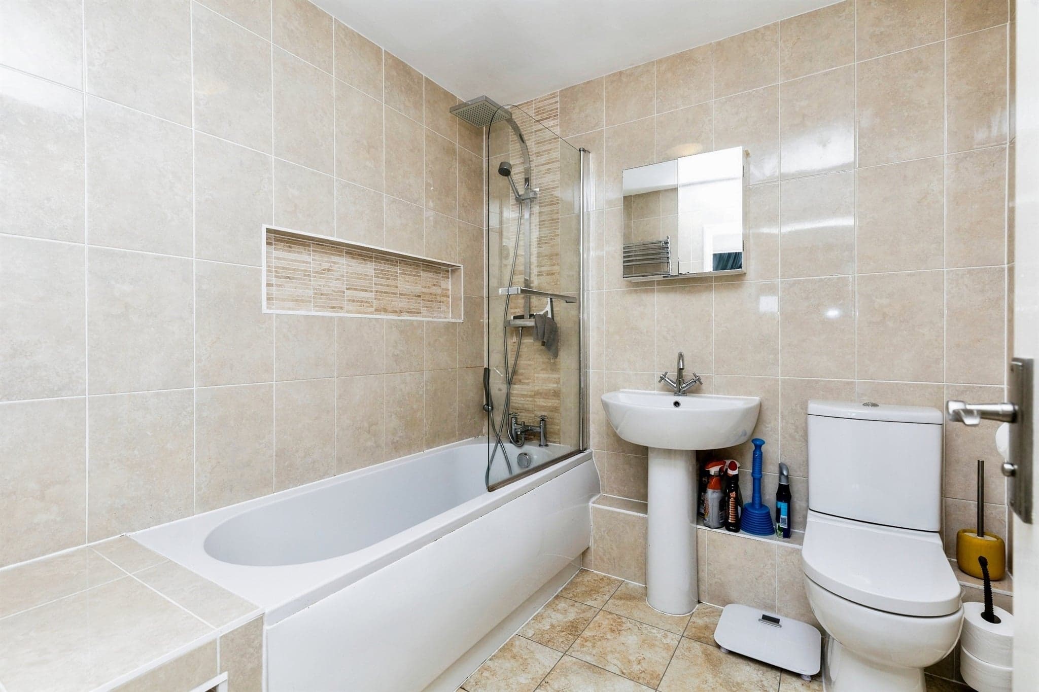 Property at Paddockhall Road, Haywards Heath