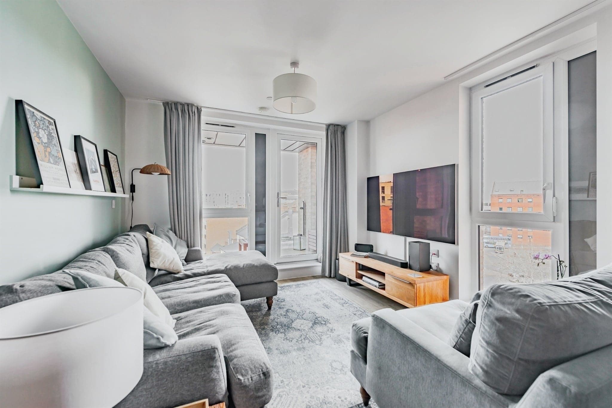 Property at Marketfield Way, Redhill