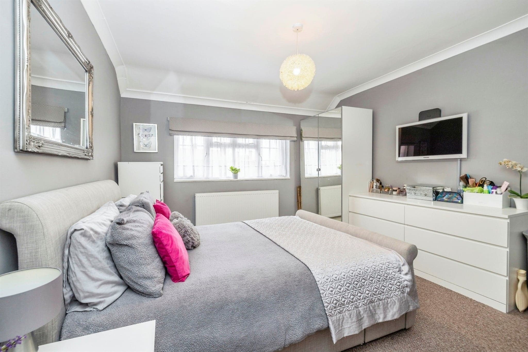 Property at Ely Gardens, Borehamwood