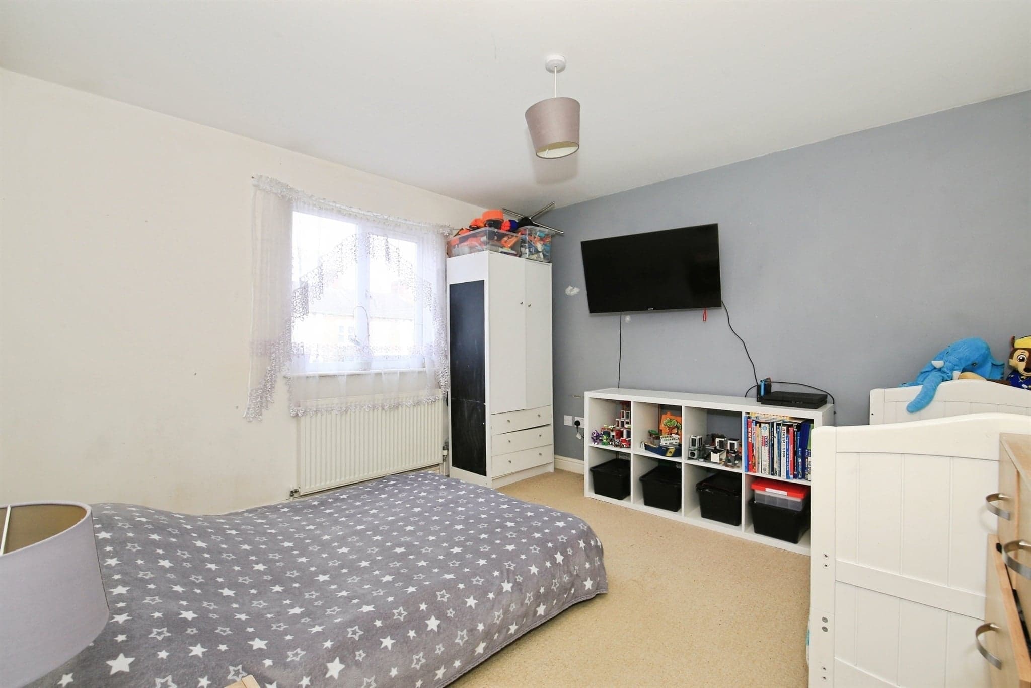 Property at Queens Drive West, Peterborough