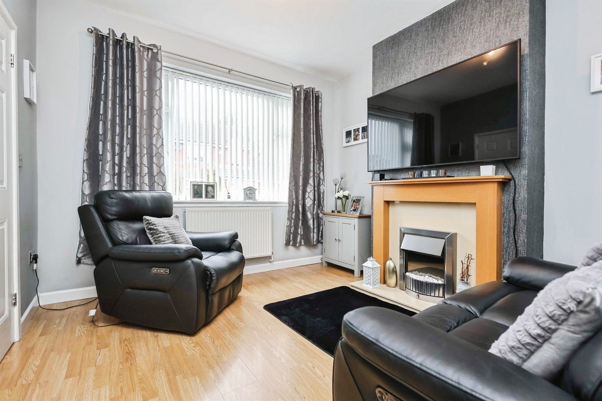 Property at Yew Tree Lane, Rowley Regis
