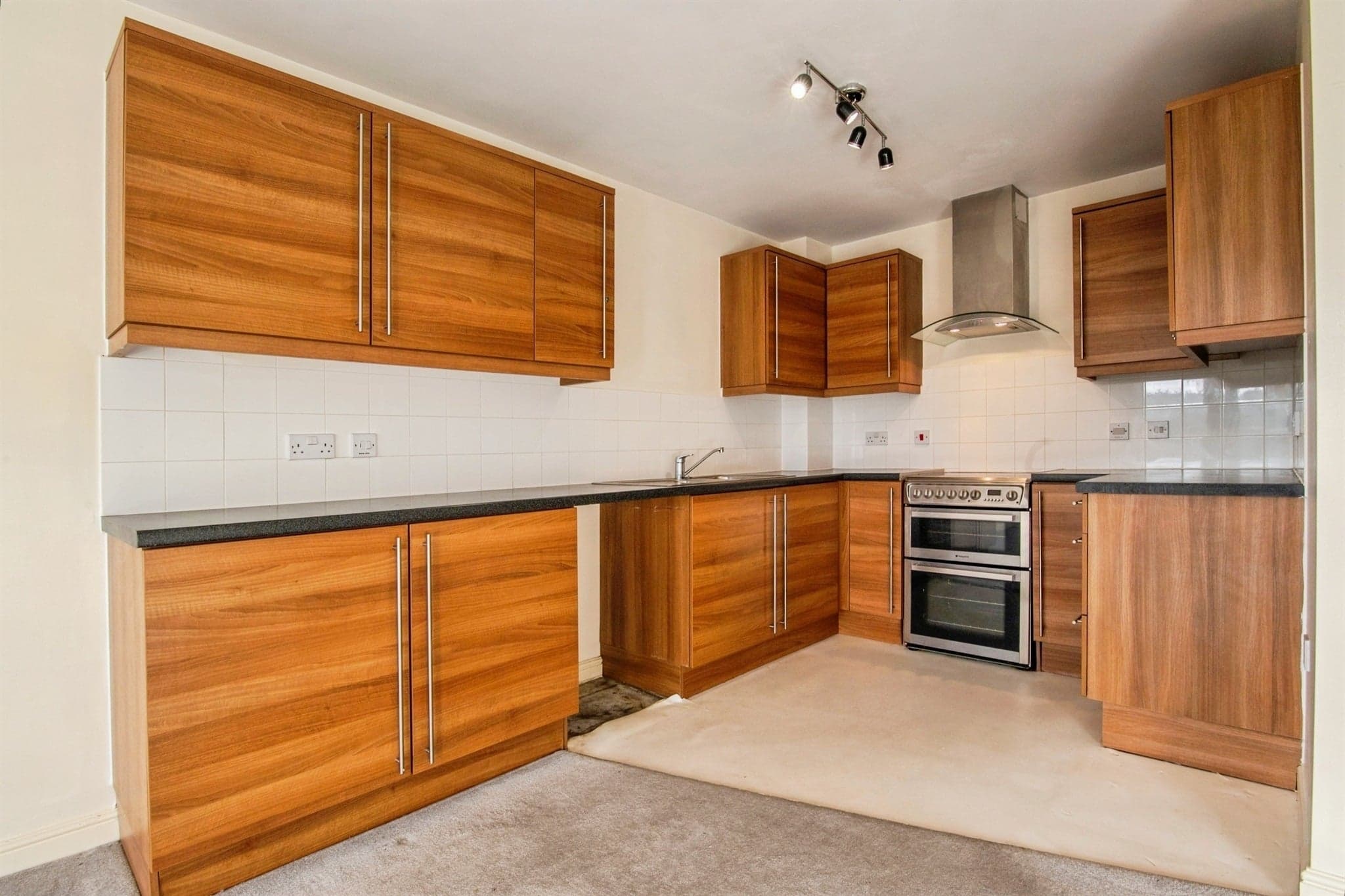 Property at Crossley Road, Worcester