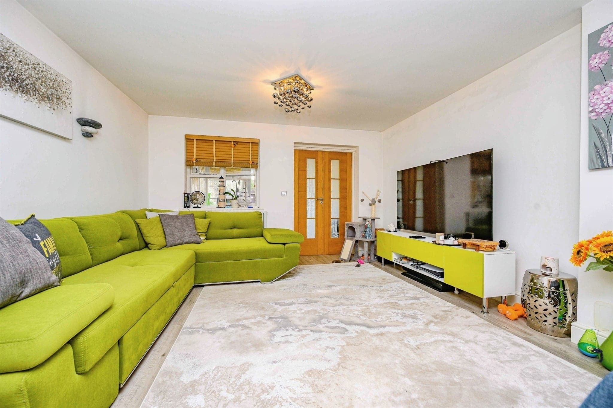 Property at Runcie Close, St. Albans