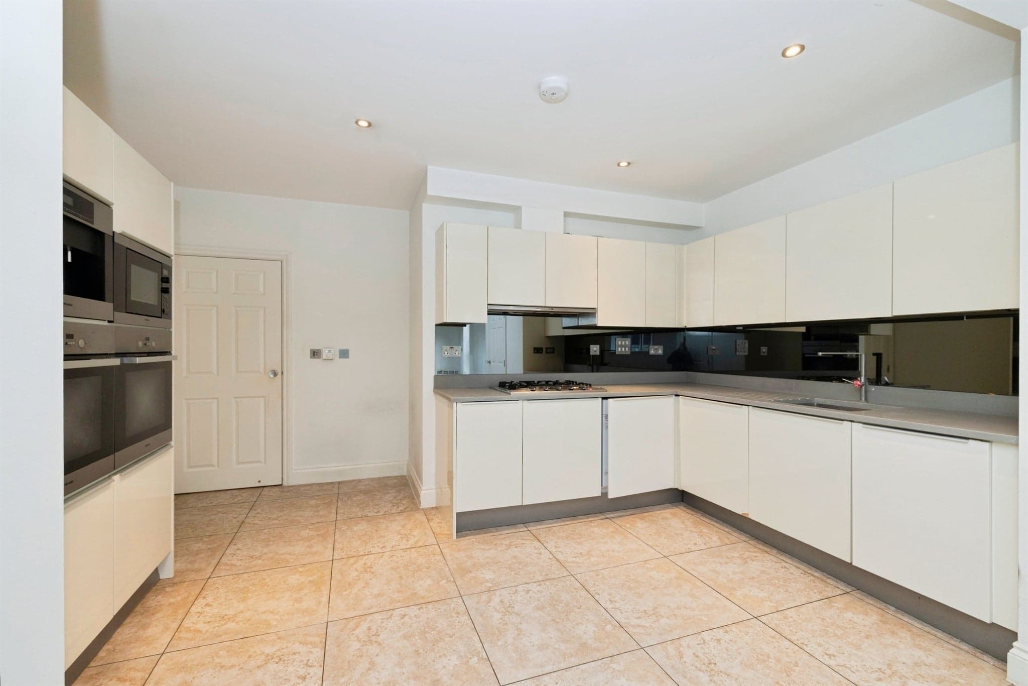 Property at King Edward Place, Bushey