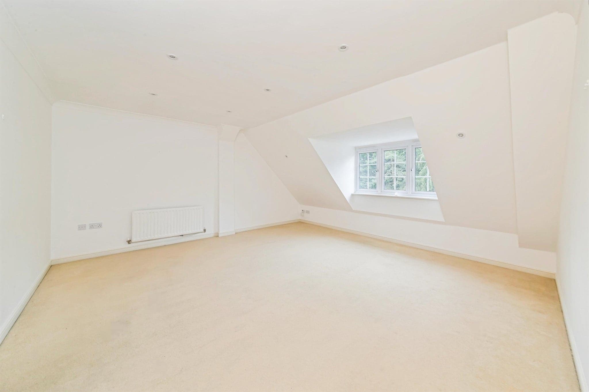 Property at Copthorne Common Road, Copthorne, Crawley