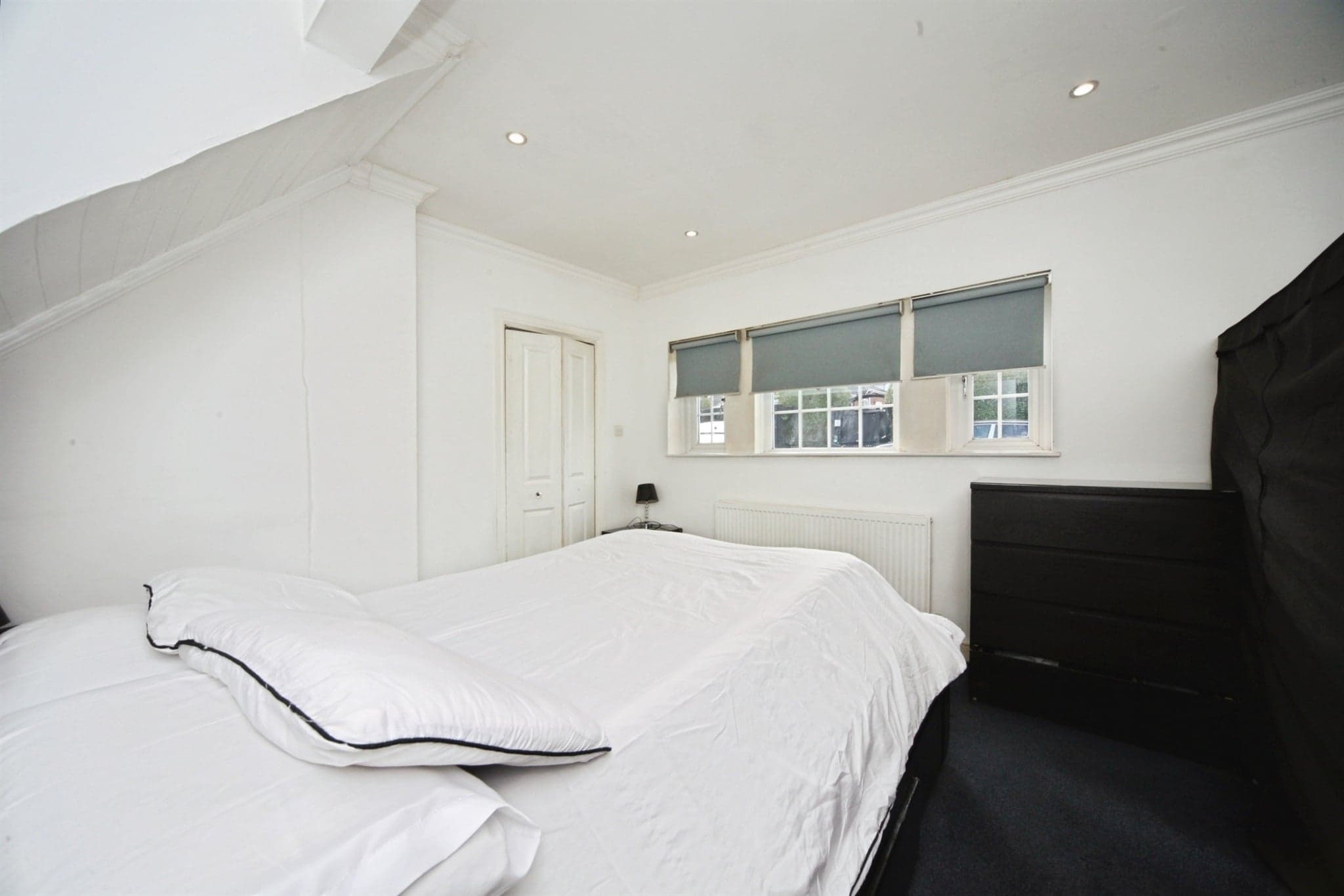 Property at Lockhart Close, Dunstable