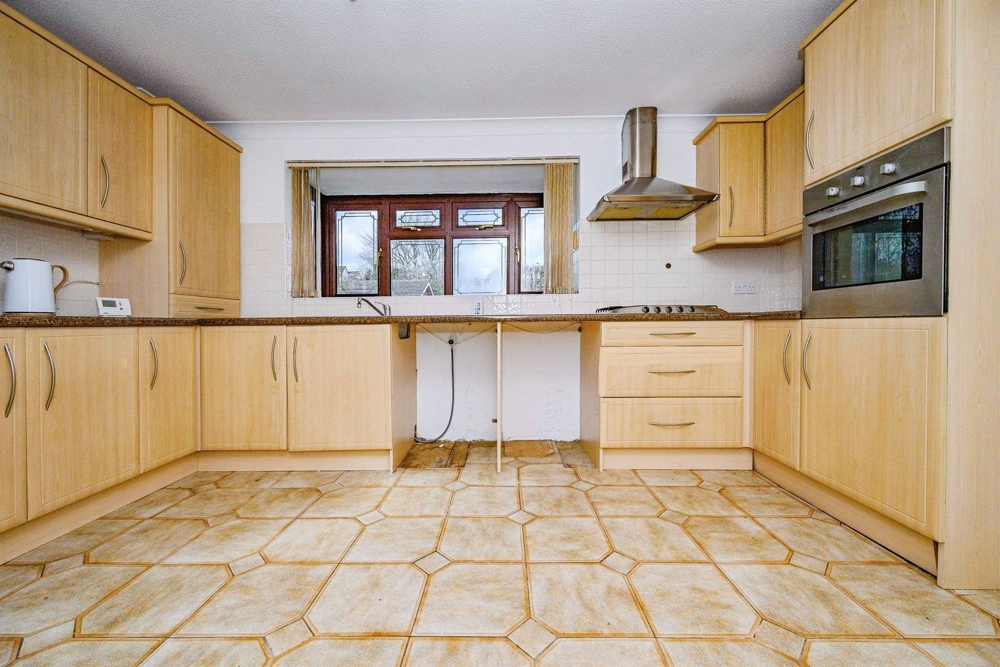 Property at Almond Close, Luton