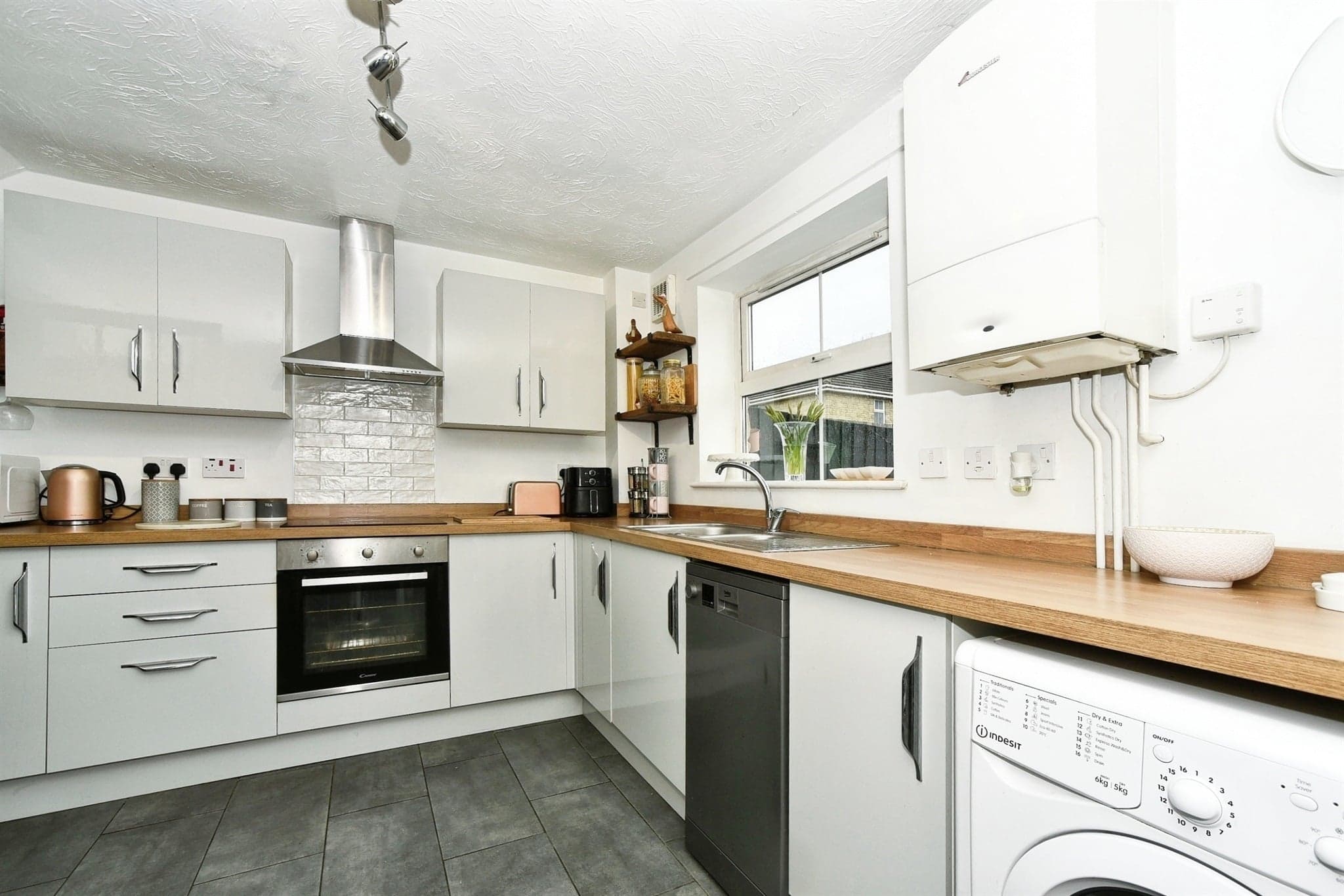 Property at Blackwellhams, Chippenham