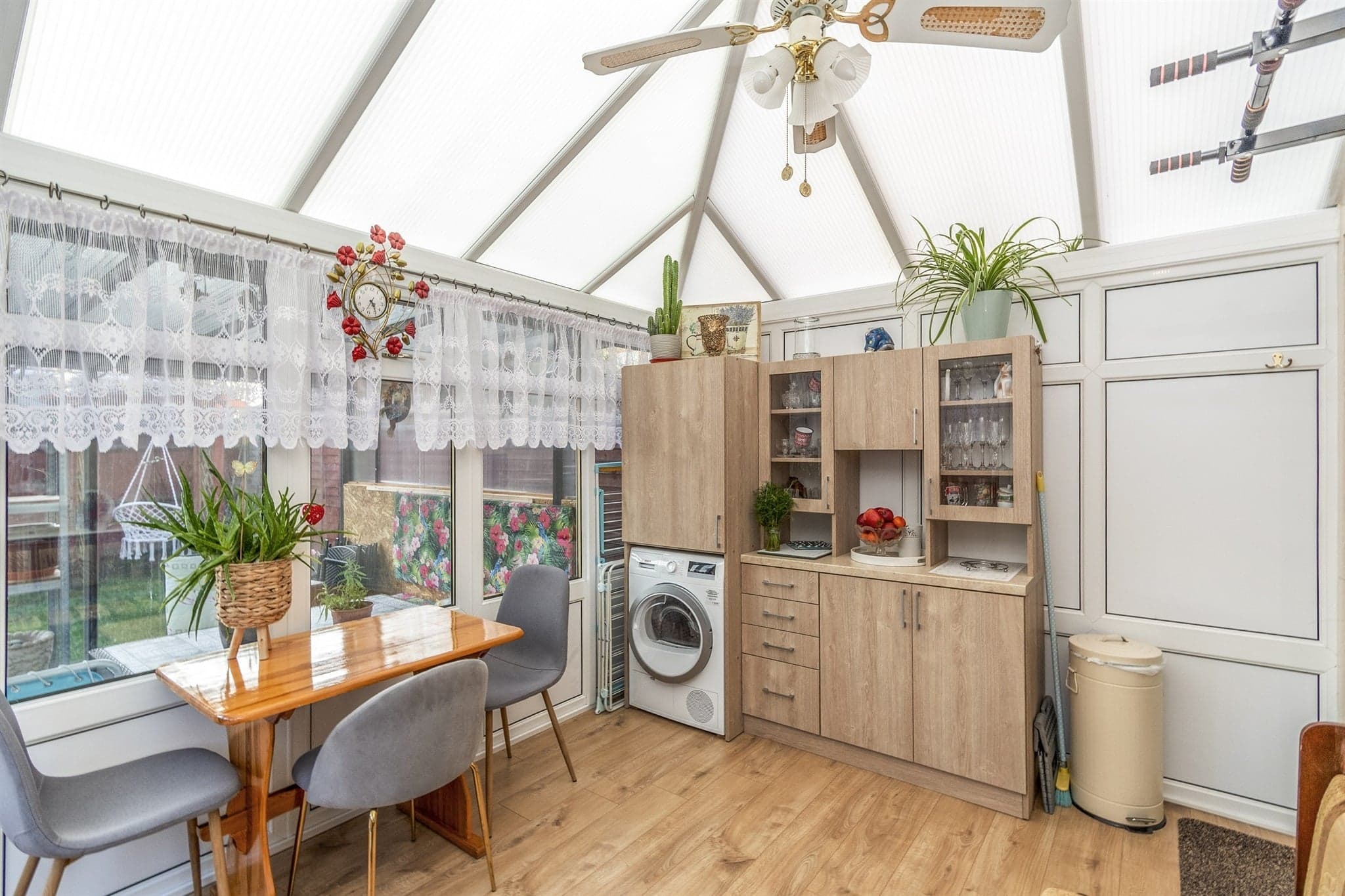 Property at Fuchsia Drive, Pendeford, Wolverhampton