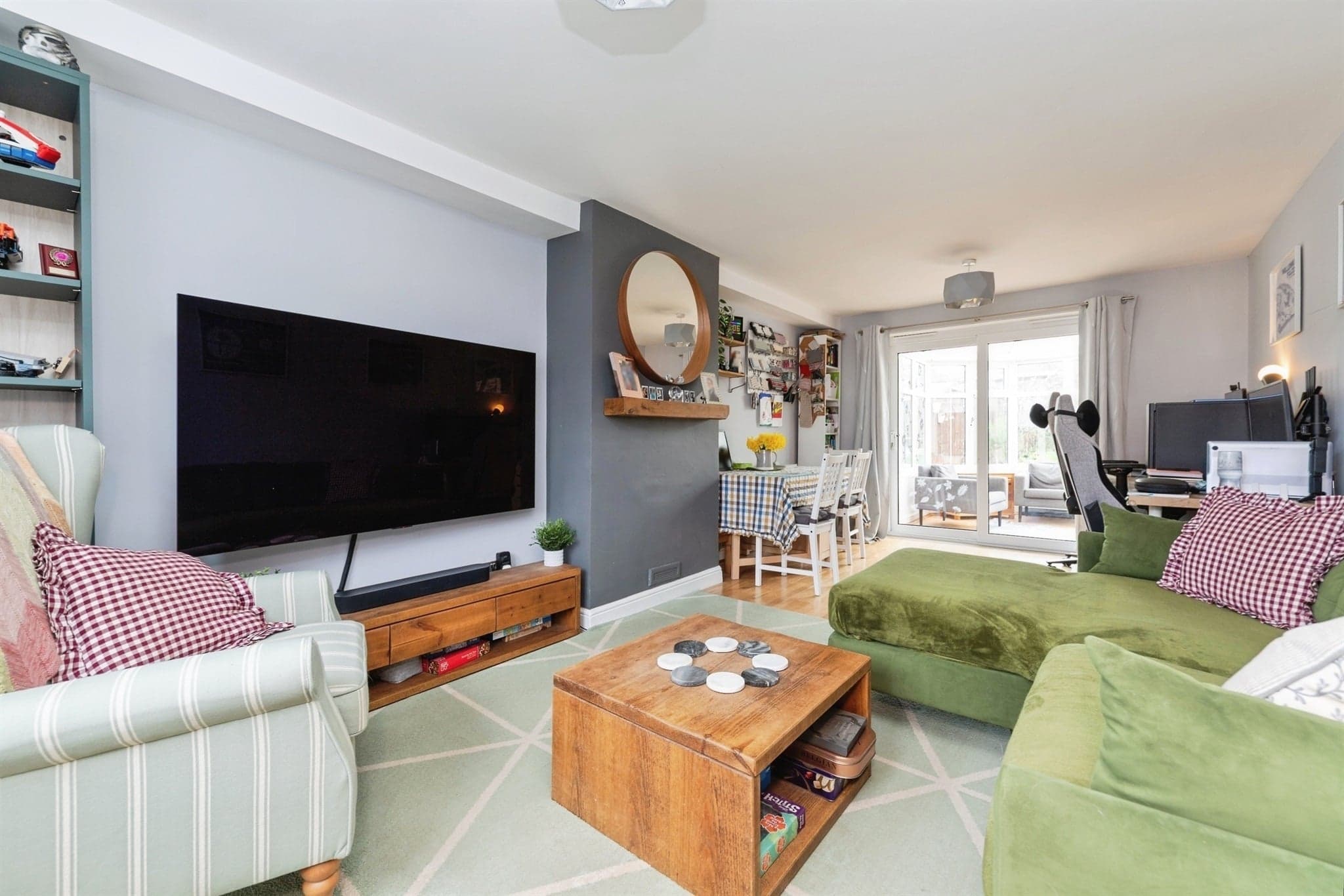 Property at Thistle Grove, Welwyn Garden City