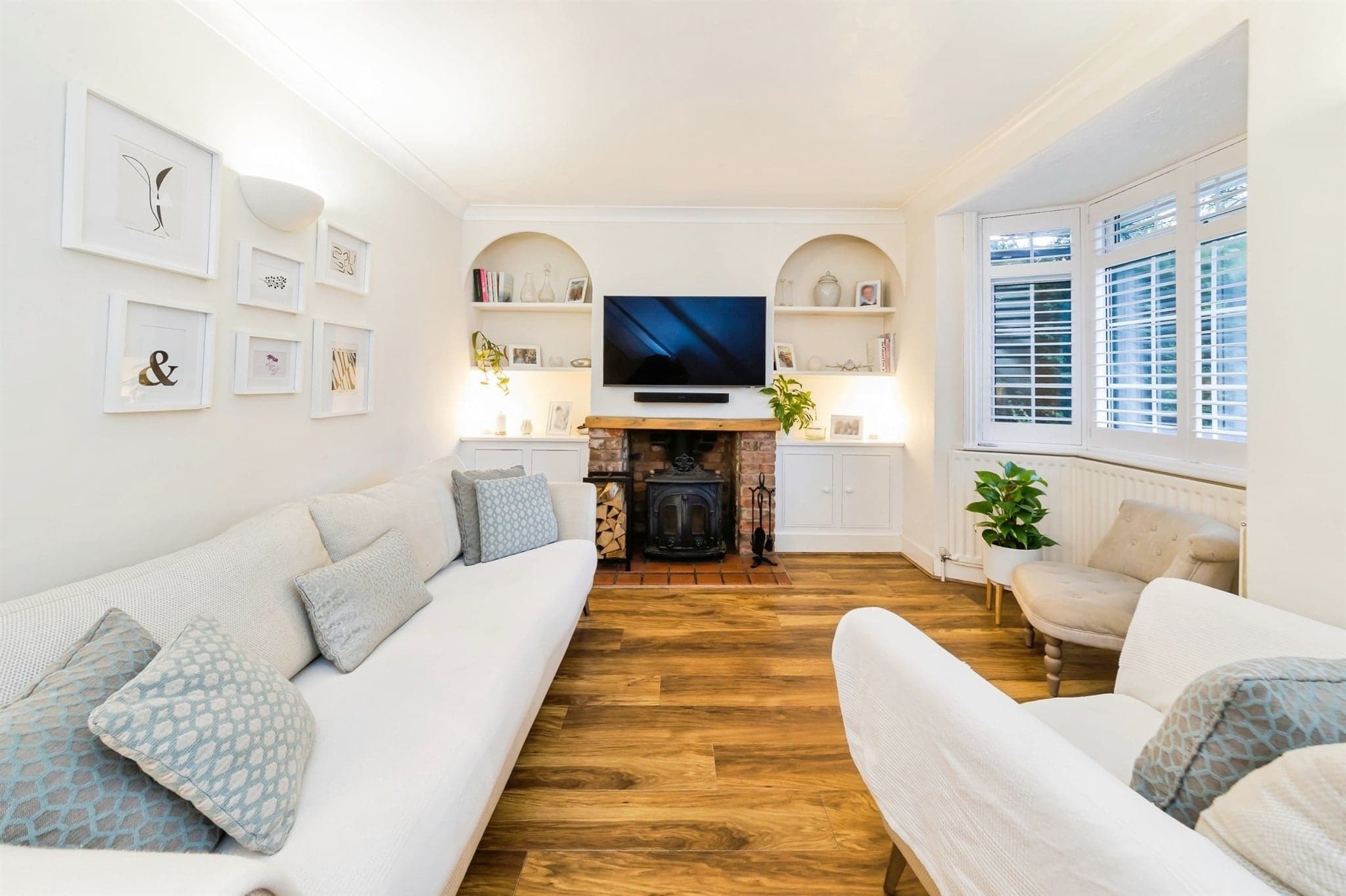 Property at Shipley Bridge Lane, Copthorne, Crawley