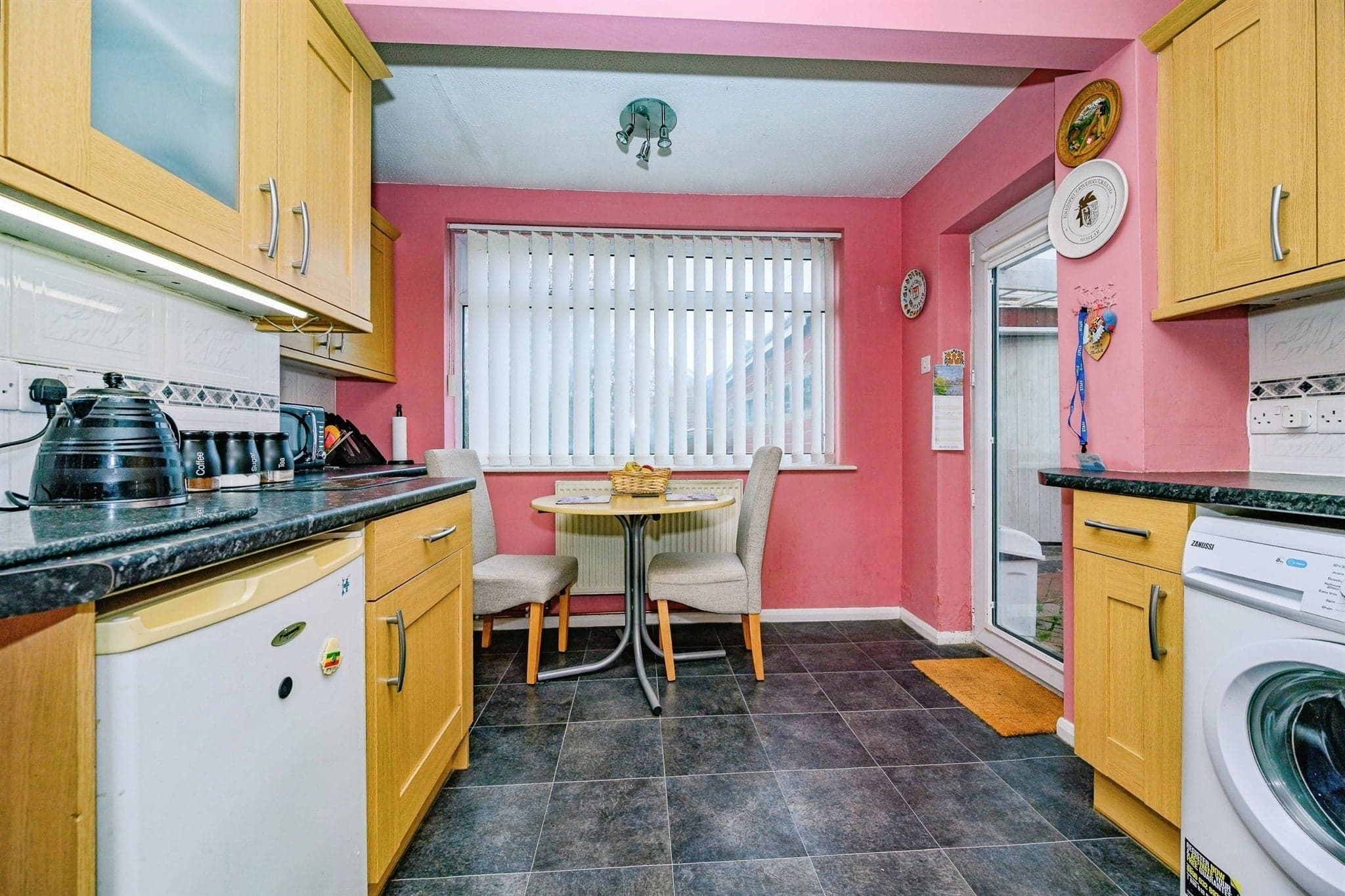 Property at Canberra Gardens, Luton