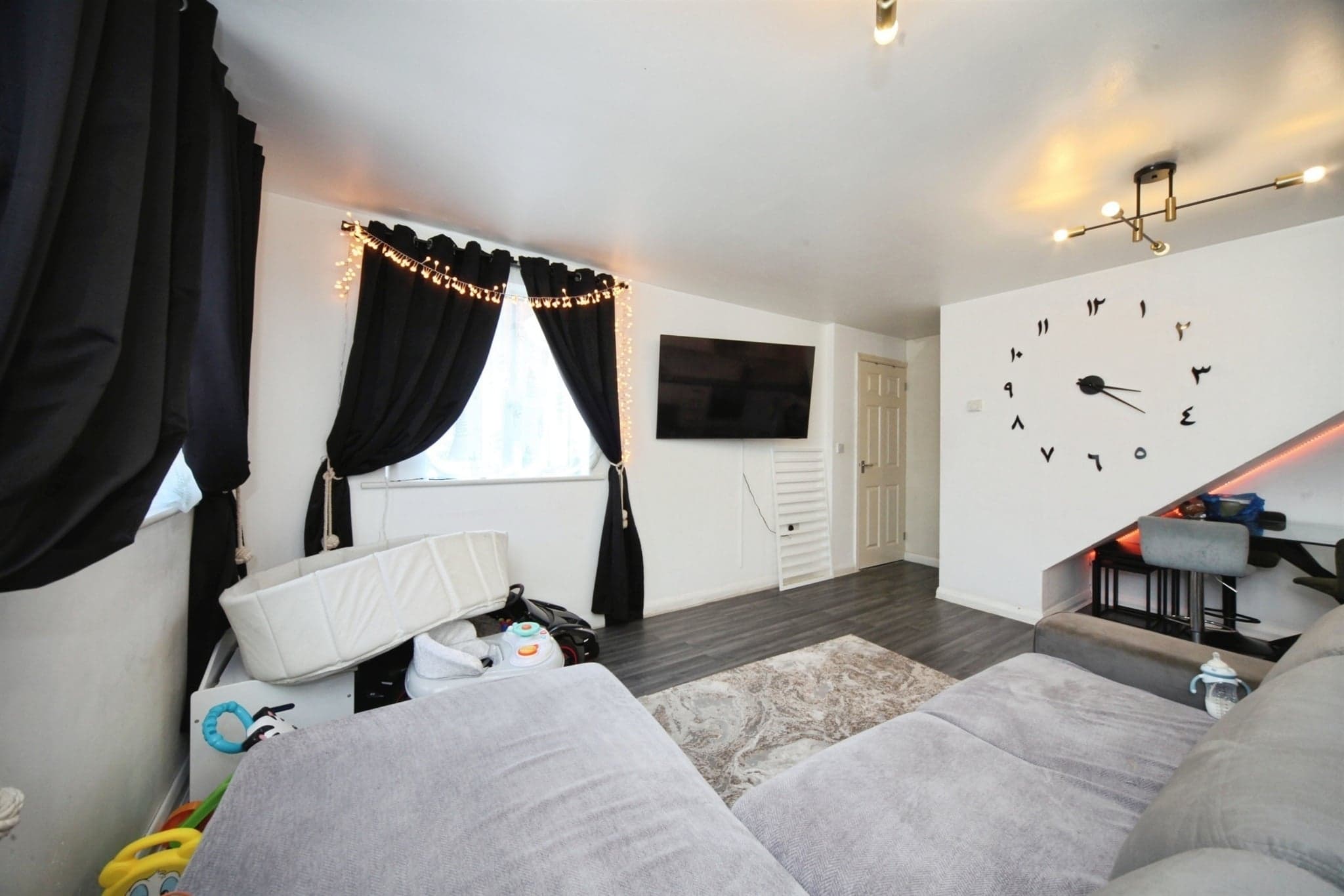 Property at Chester Mews, Luton