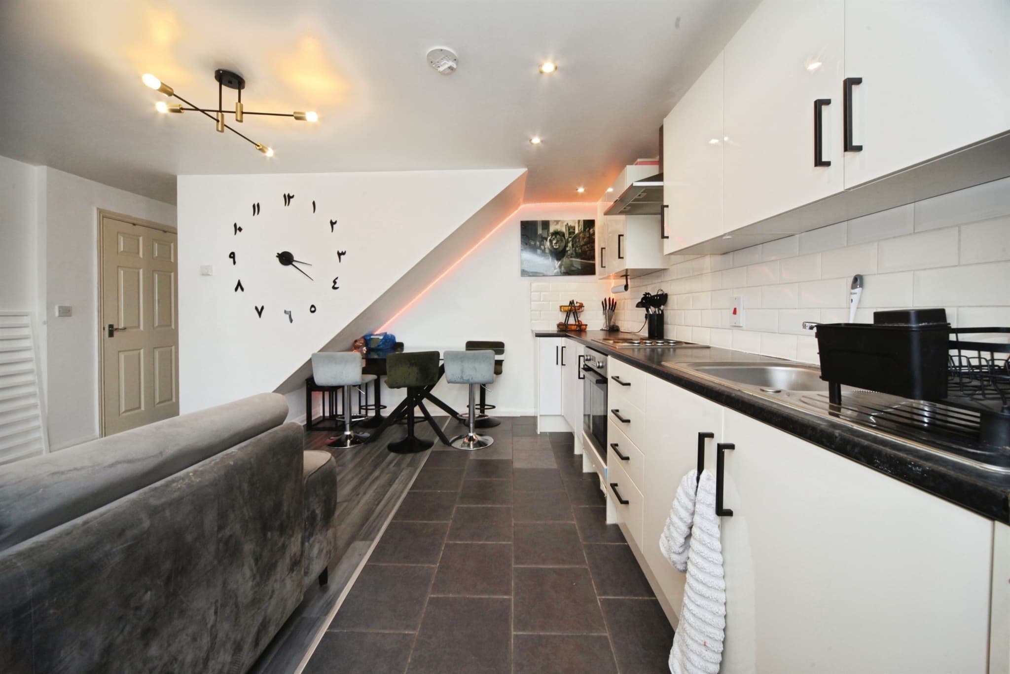 Property at Chester Mews, Luton