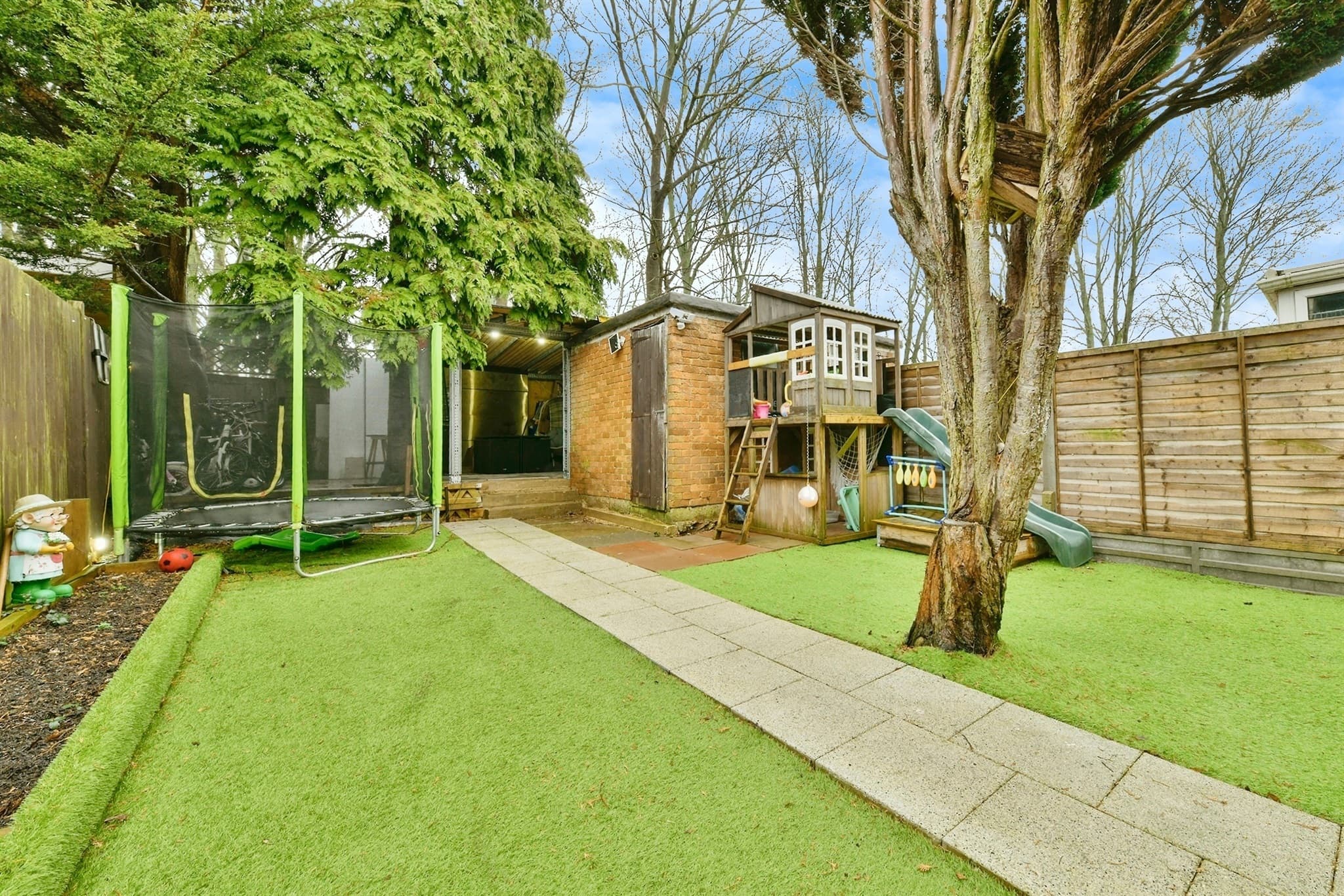 Property at Ridgeway, Stevenage