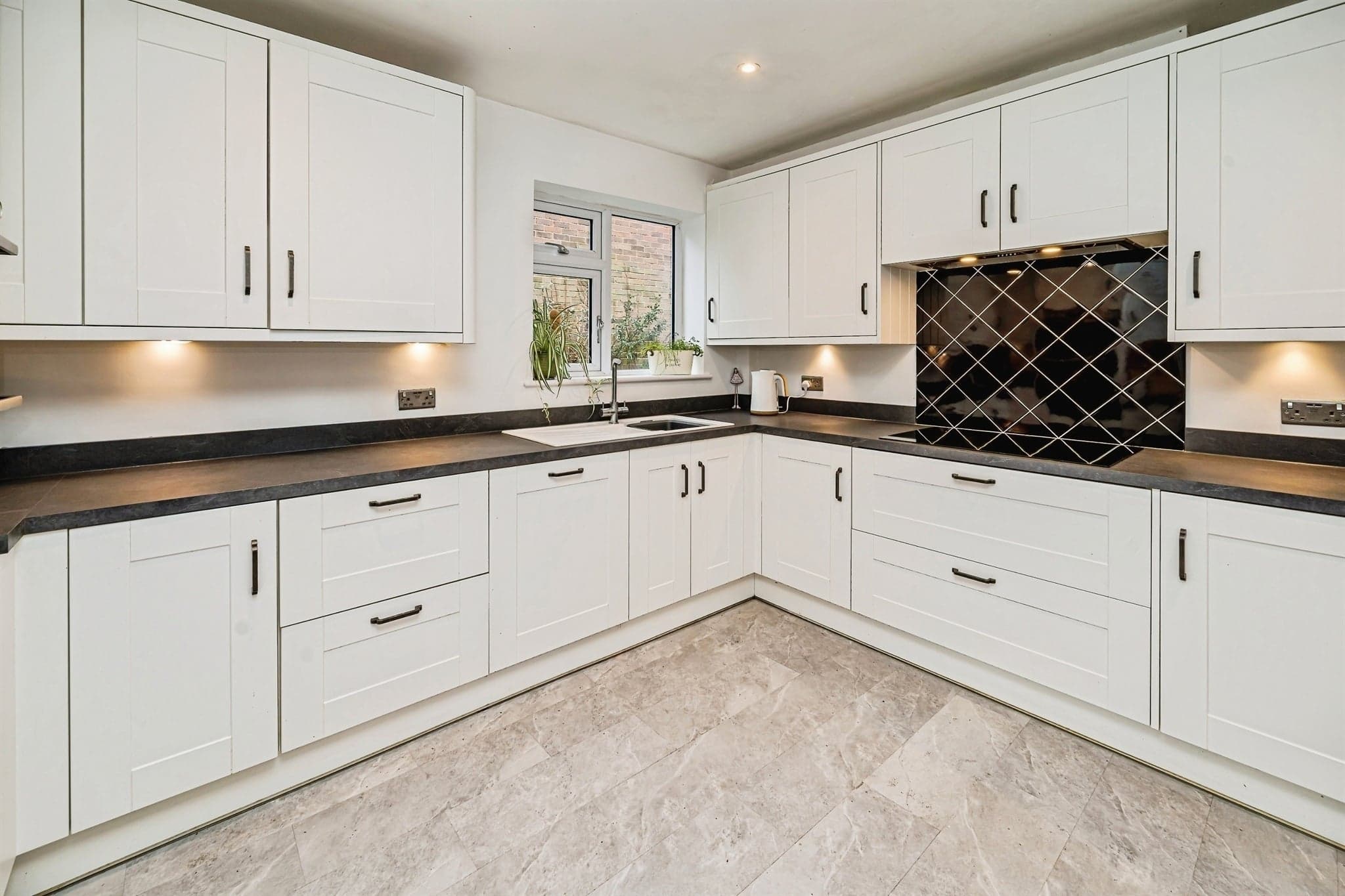 Property at Trees Avenue, Hughenden Valley, High Wycombe