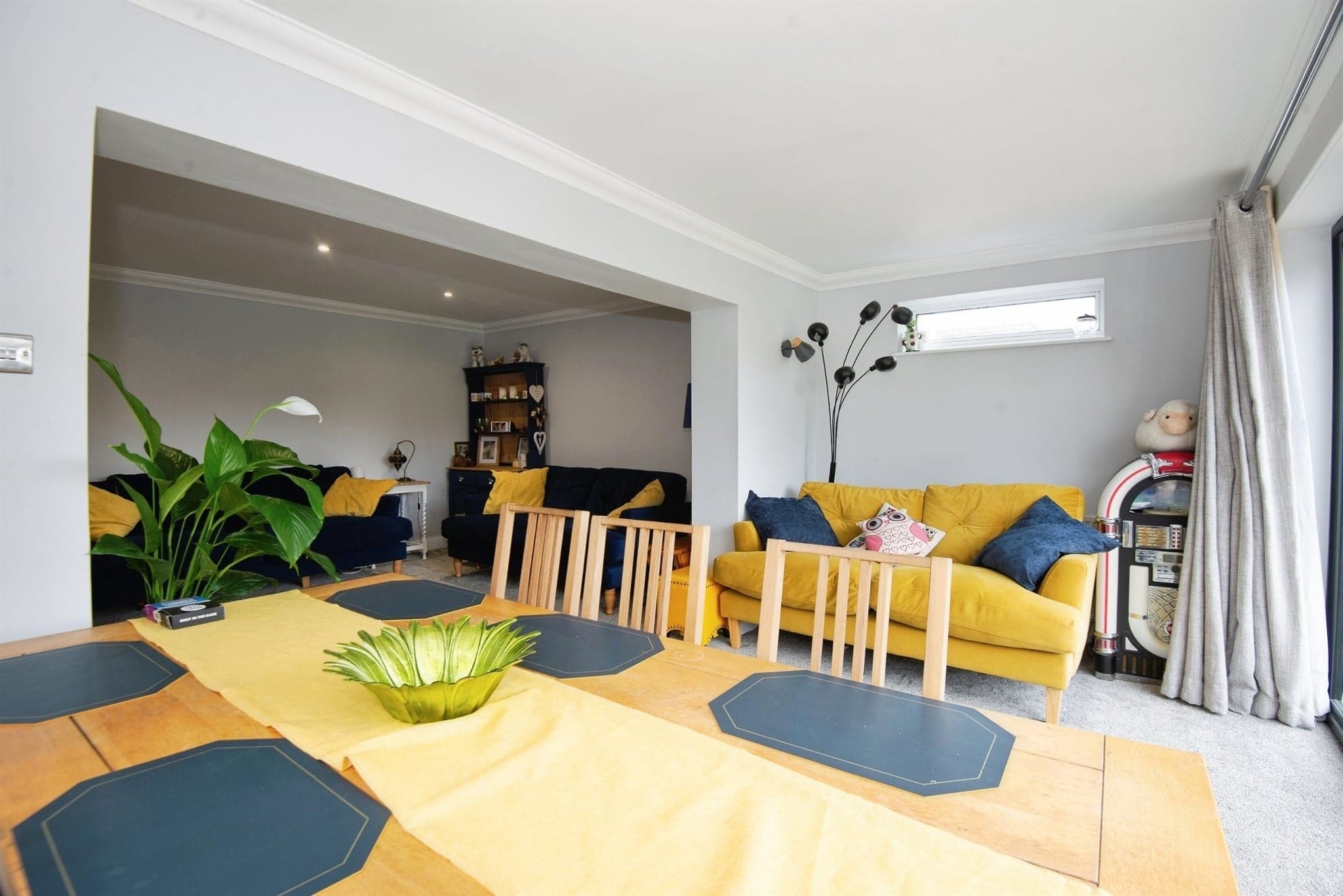 Property at Trees Avenue, Hughenden Valley, High Wycombe