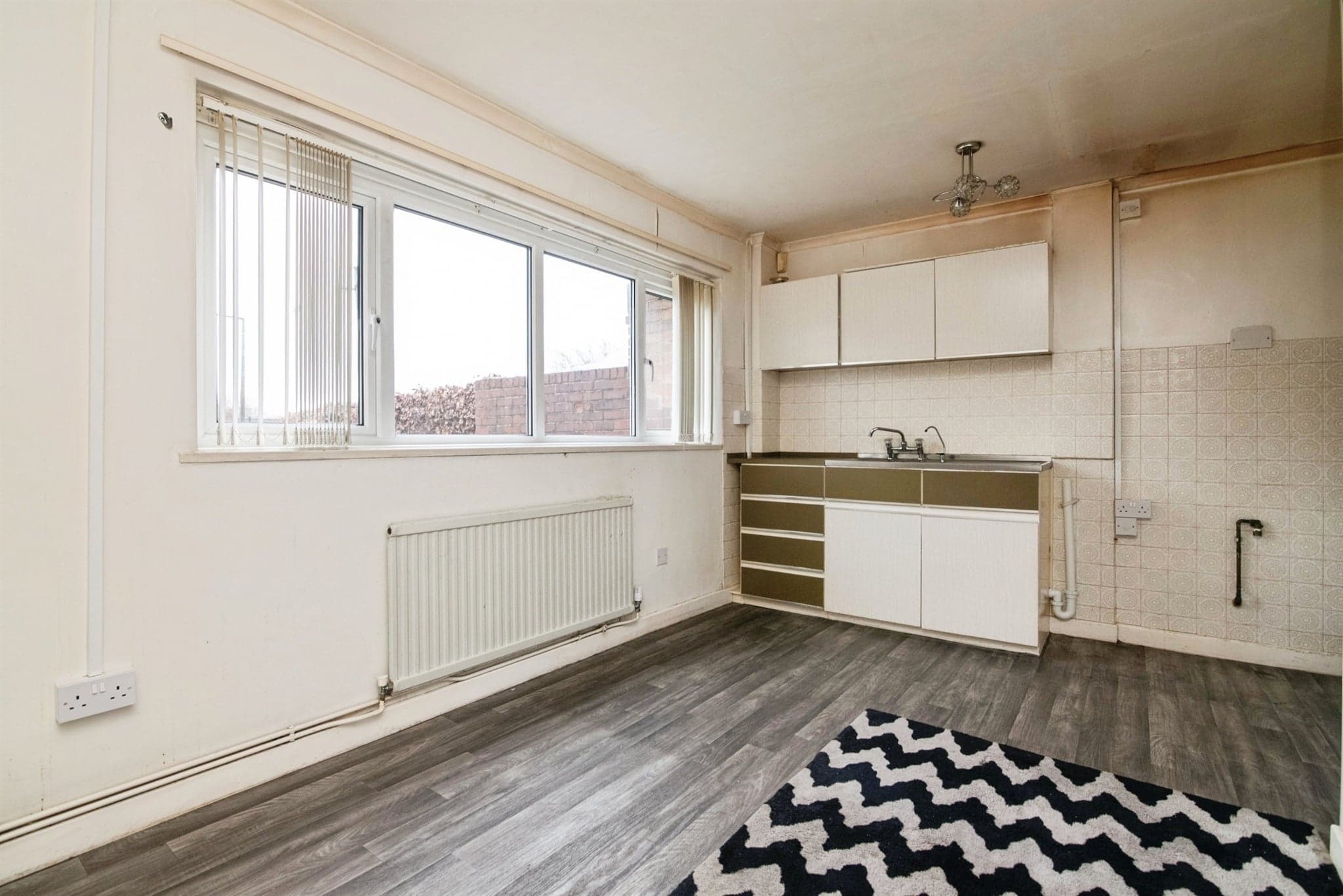 Property at Farhill Close, West Bromwich