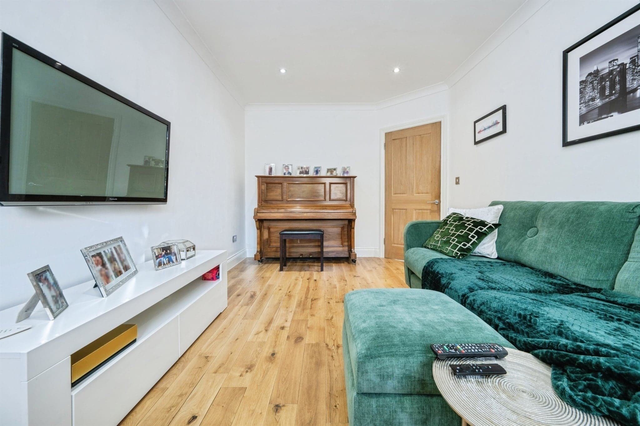 Property at Mount Drive, Park Street, St. Albans