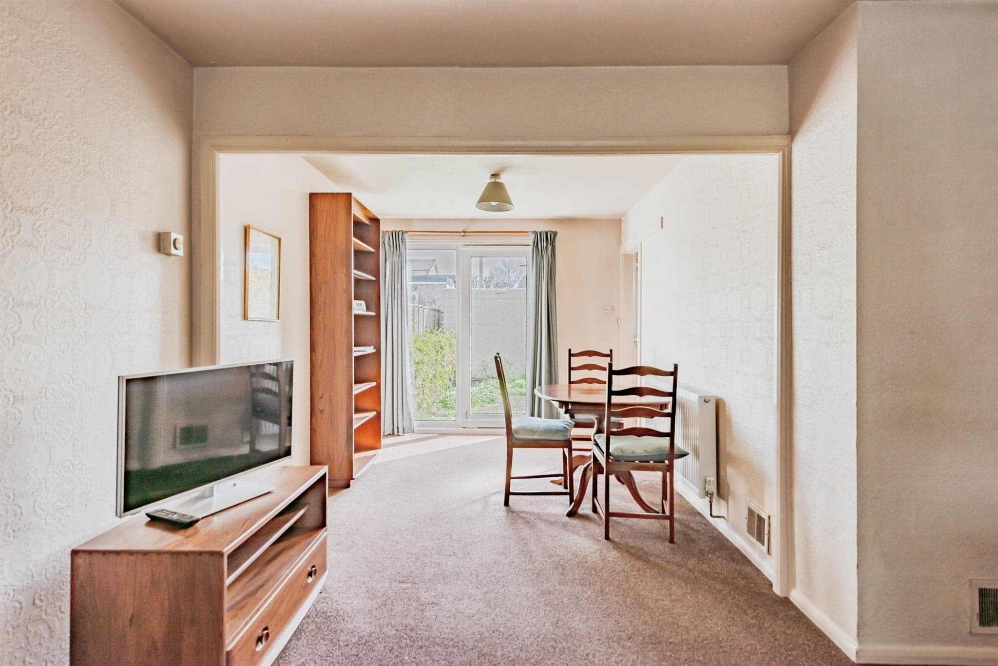 Property at Rochester Walk, Reigate