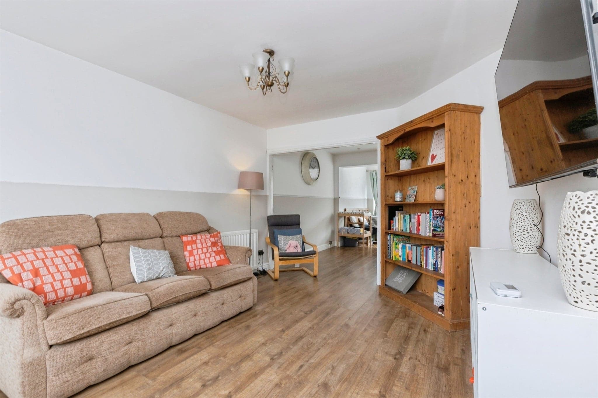 Property at Fairstone Hill, Oadby, Leicester