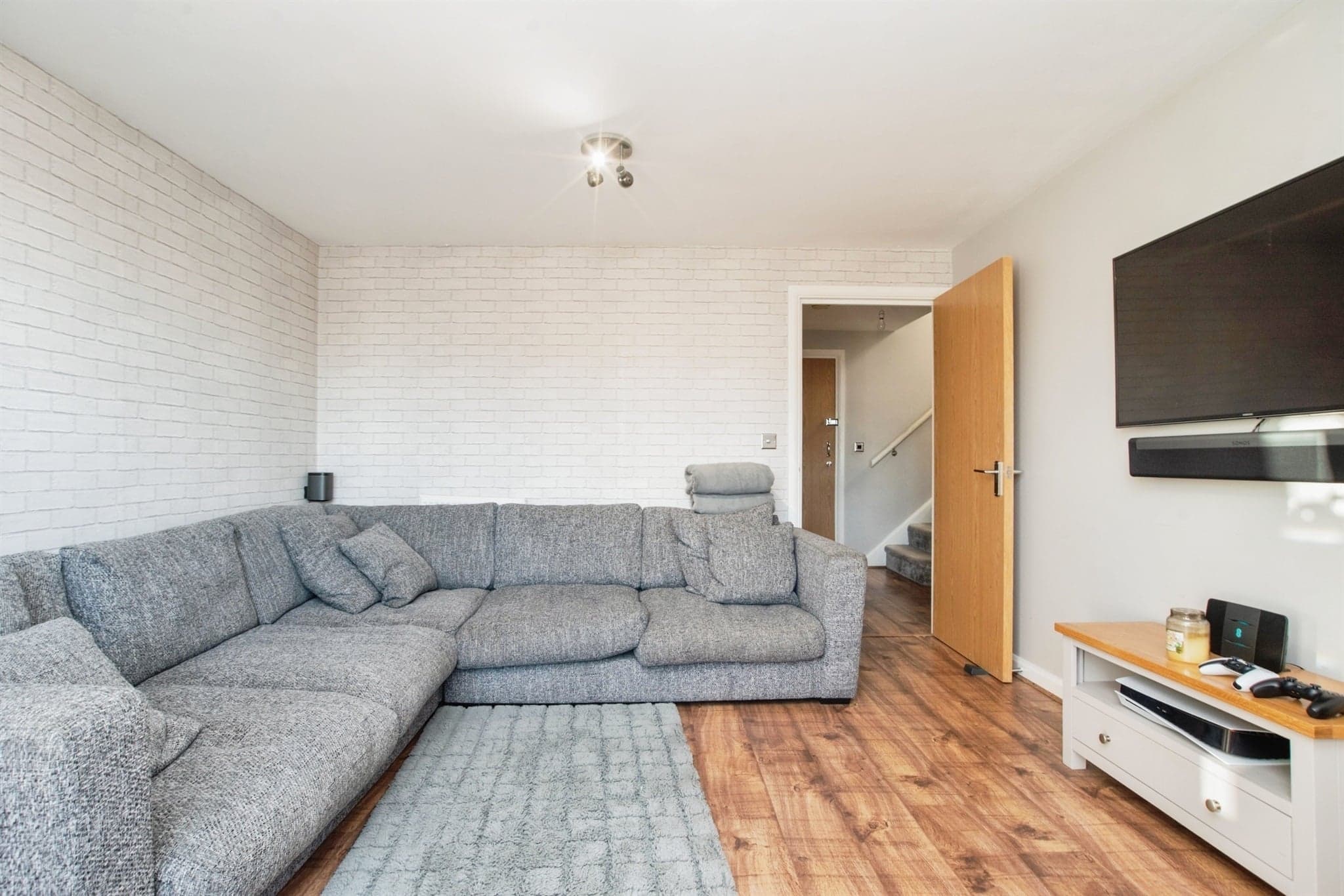 Property at Metropolitan Station Approach, Watford