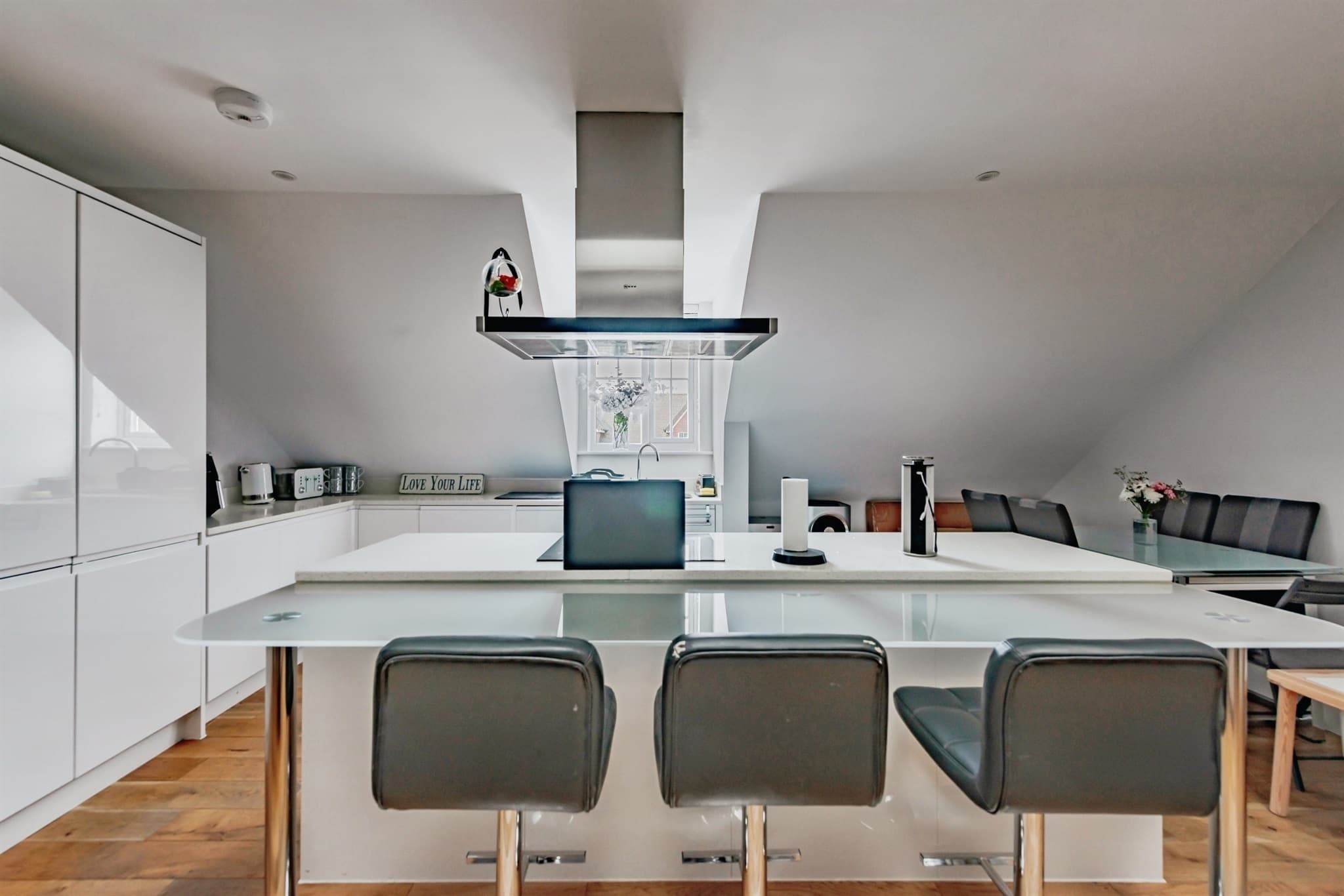 Property at Springfield Close, Salfords, Redhill