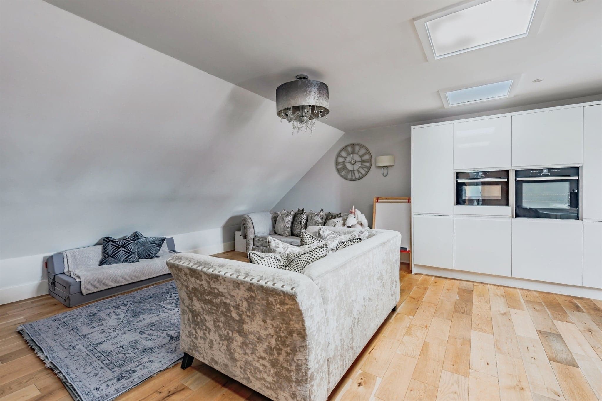 Property at Springfield Close, Salfords, Redhill
