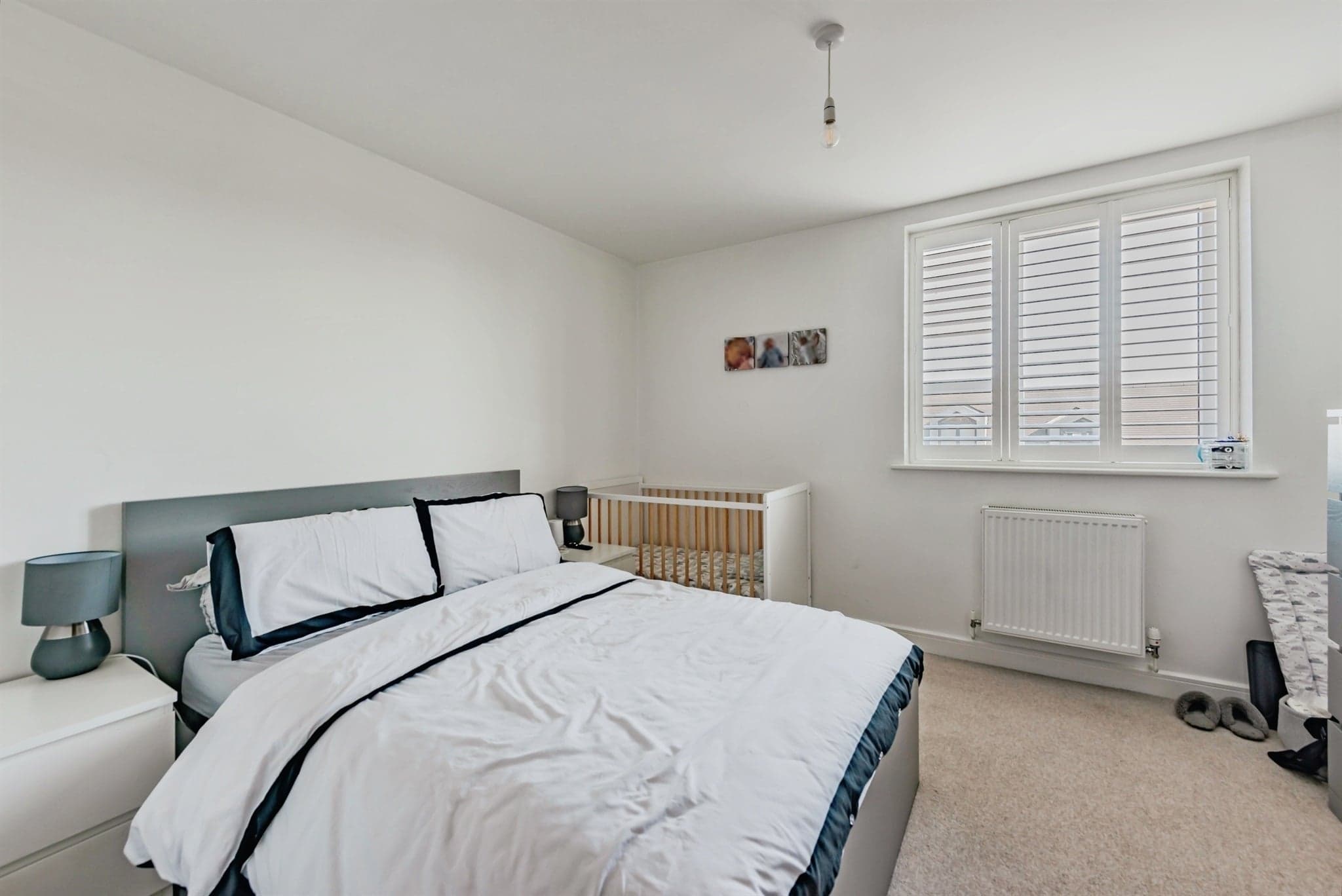 Property at Nailsworth Crescent, Merstham, Redhill
