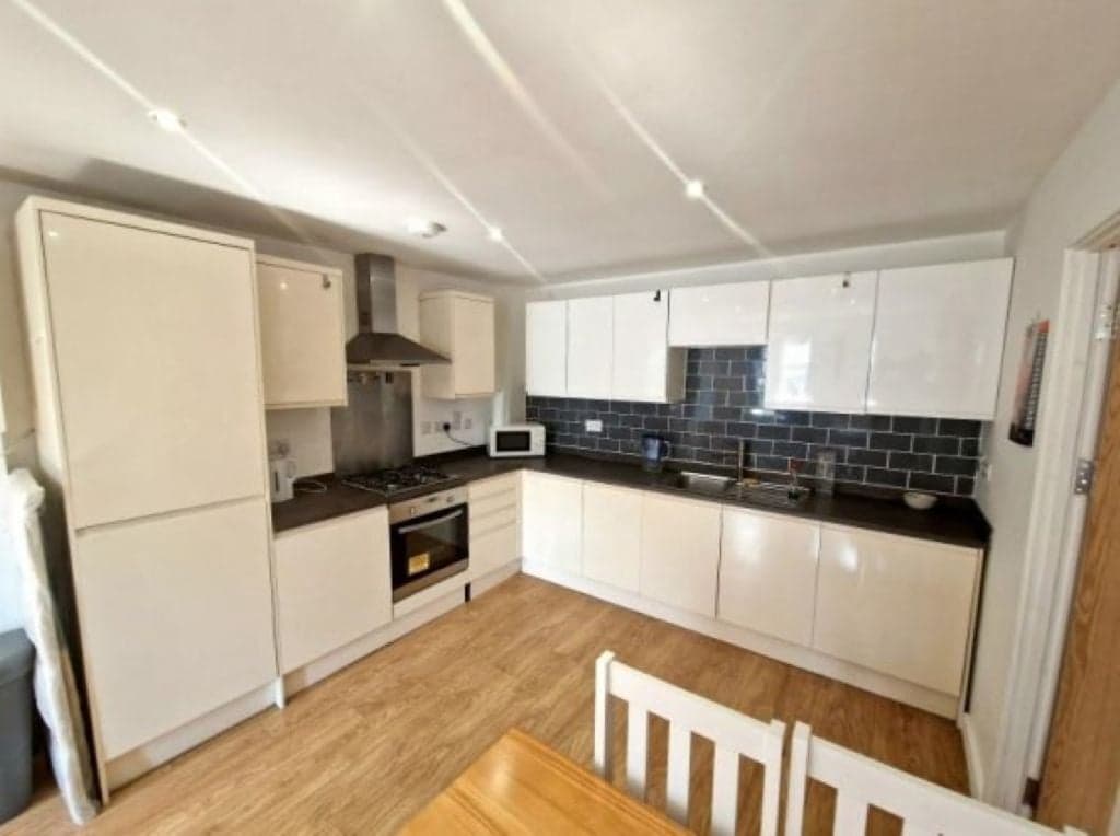 Property at Old Bedford Road, Luton