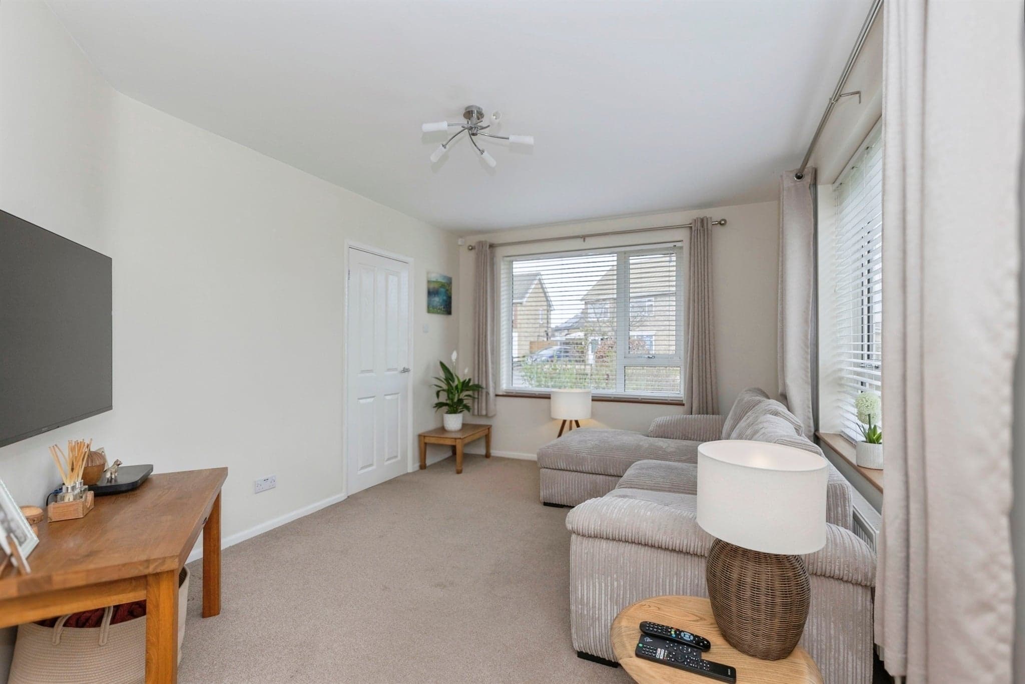 Property at Spinney Avenue, Countesthorpe, Leicester