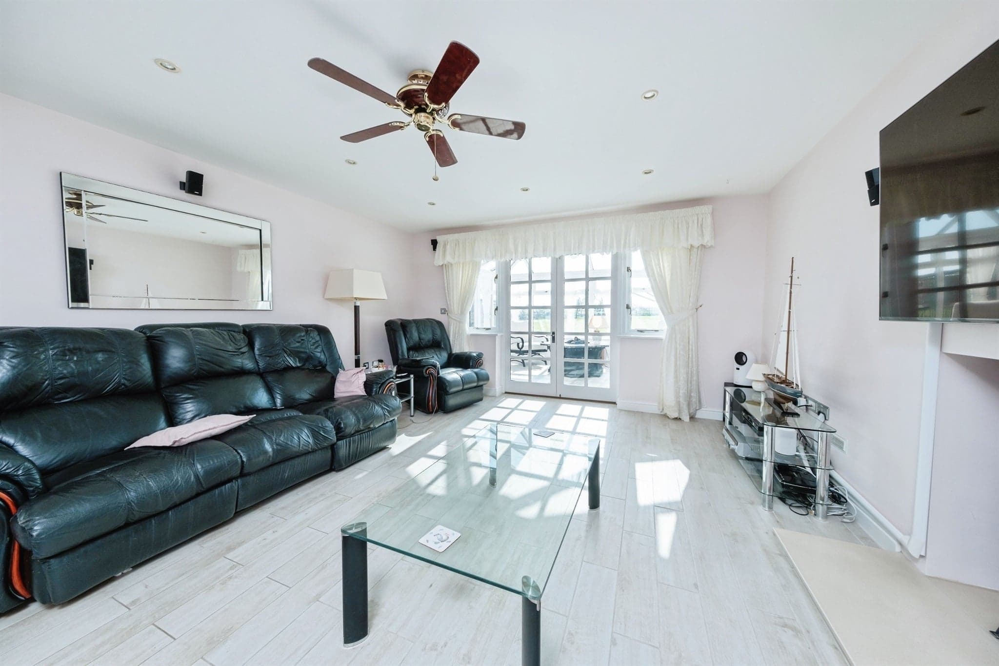 Property at Horseshoes Close, Grendon Underwood, Aylesbury