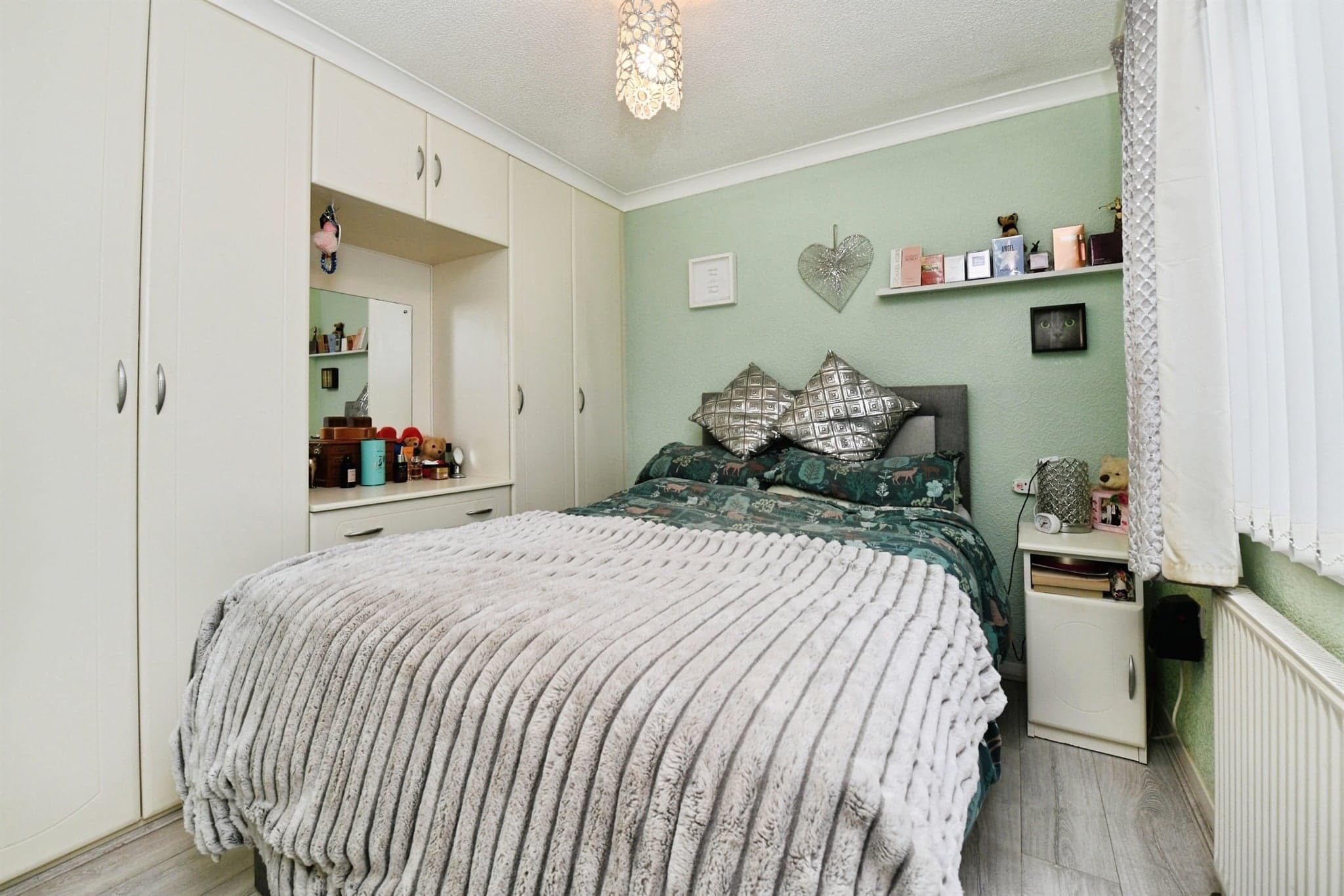 Property at Kingsmans Farm Road, Hullbridge, Hockley