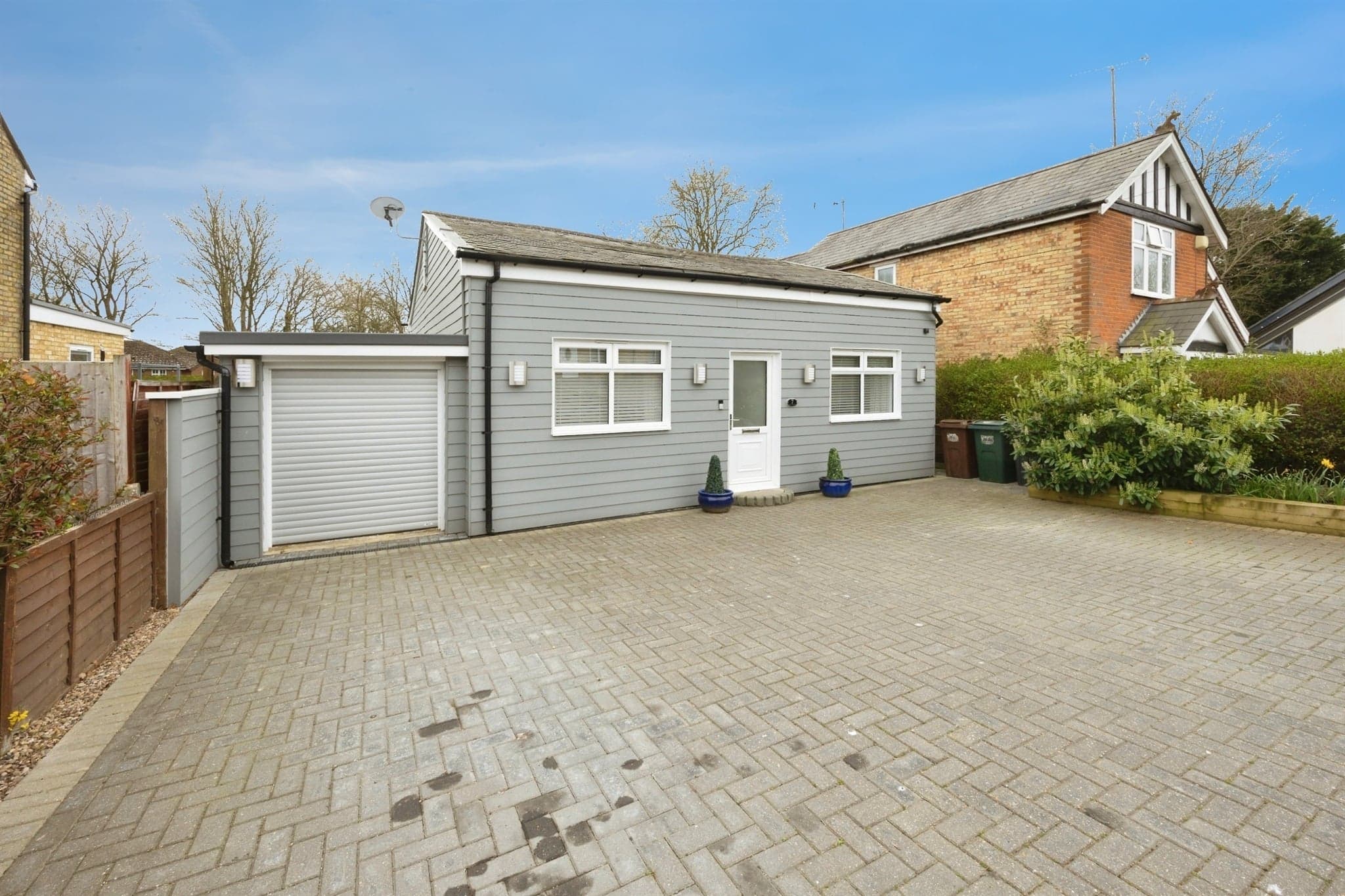 Property at Grosvenor Road, Kennington, Ashford