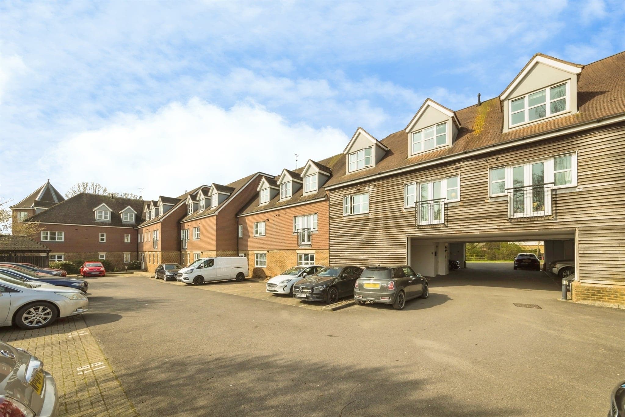 Property at Brookhill Road, Copthorne, Crawley