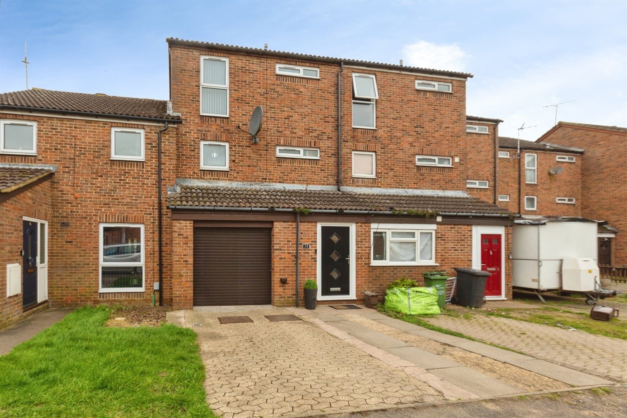 Property at Wheatfield Close, LEIGHTON BUZZARD