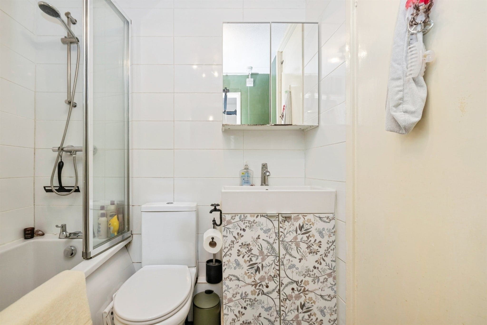 Property at Caractacus Cottage View, Watford