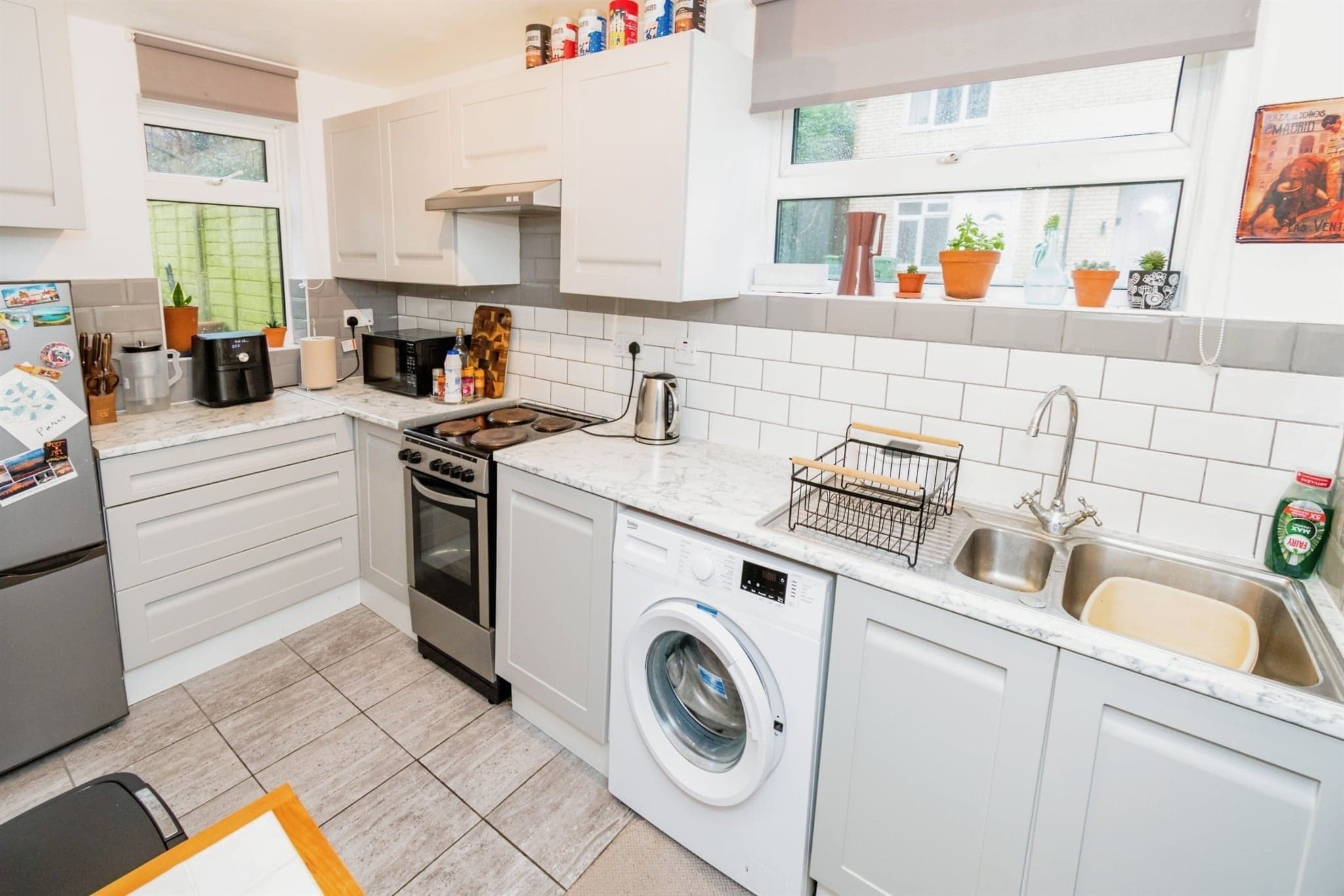 Property at Webburn Gardens, West End, Southampton