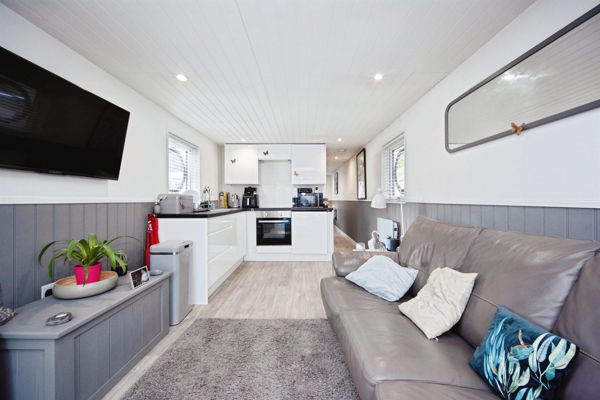 Property at Farleigh Bridge, East Farleigh, Maidstone