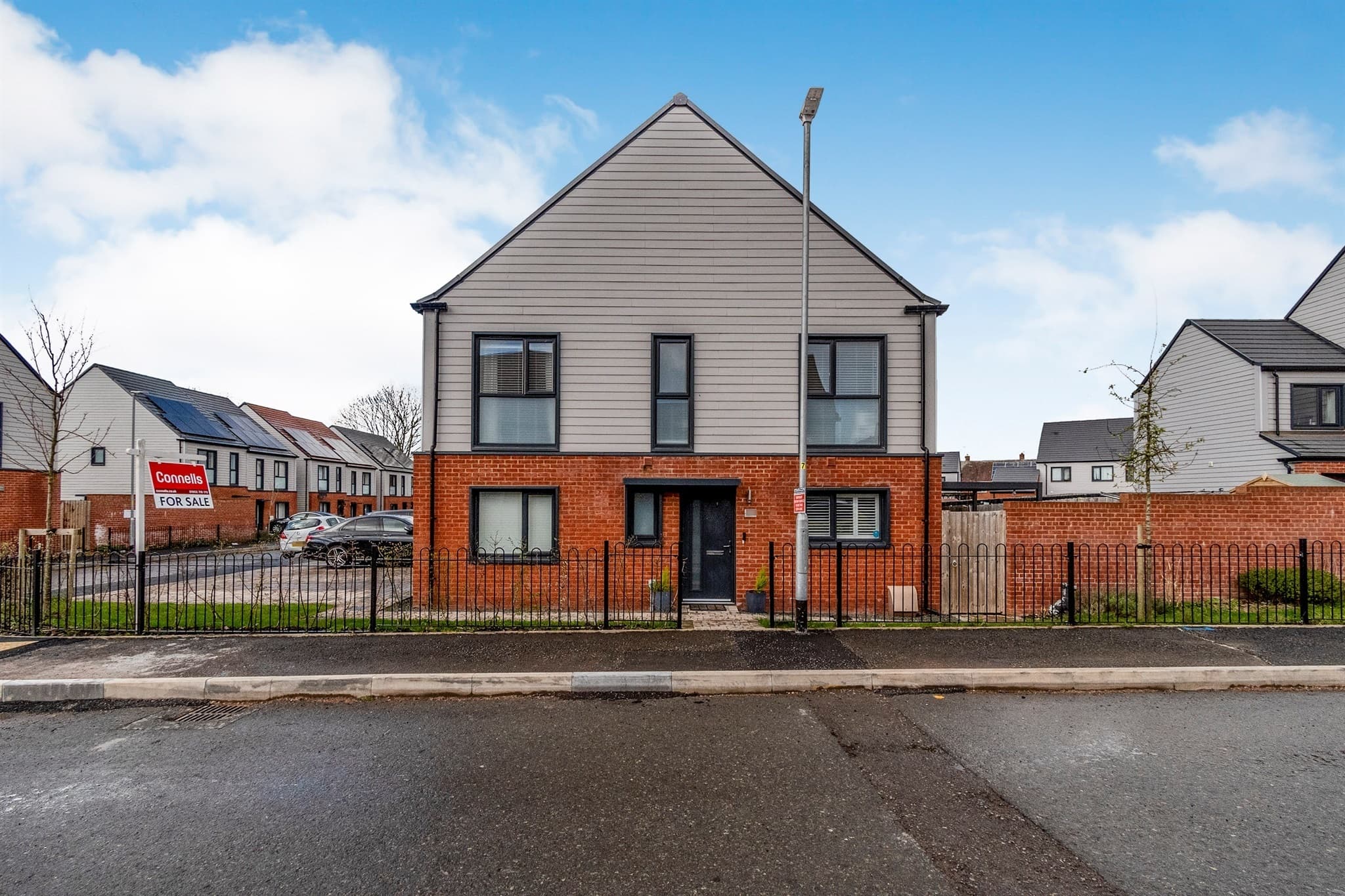 Property at Juniper Avenue, Bushbury, Wolverhampton