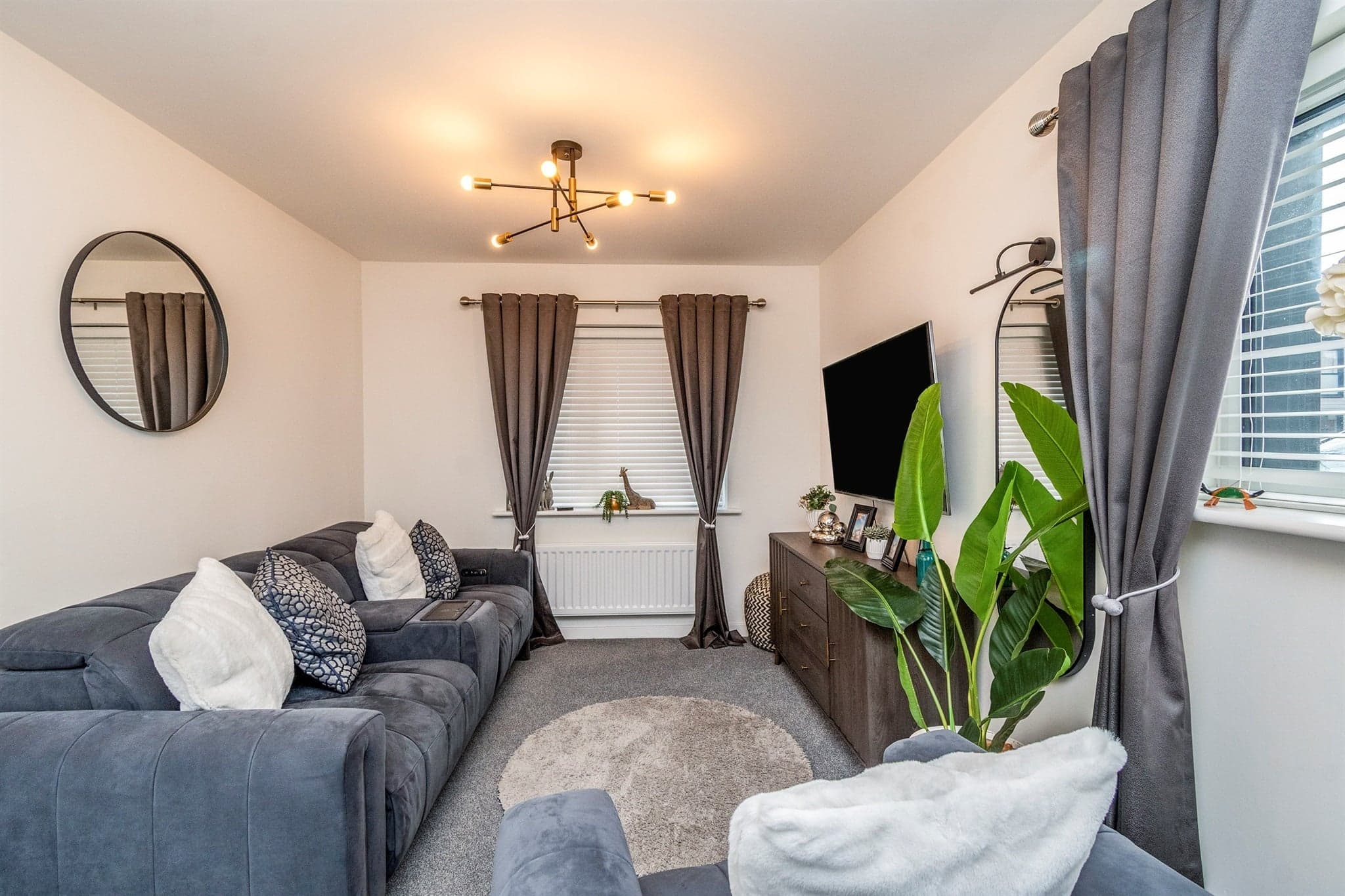 Property at Juniper Avenue, Bushbury, Wolverhampton