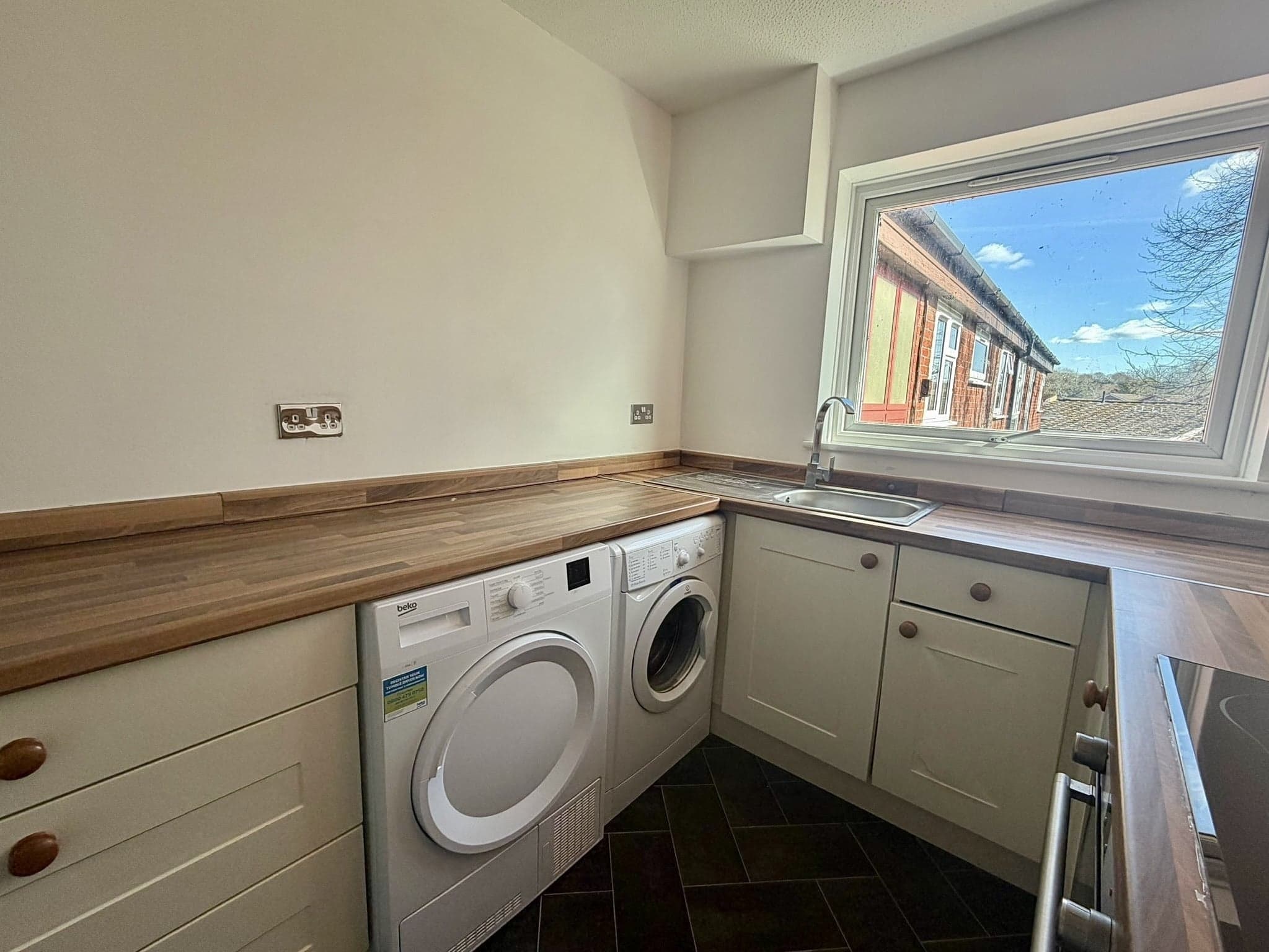 Property at Arncliffe Way, Warwick