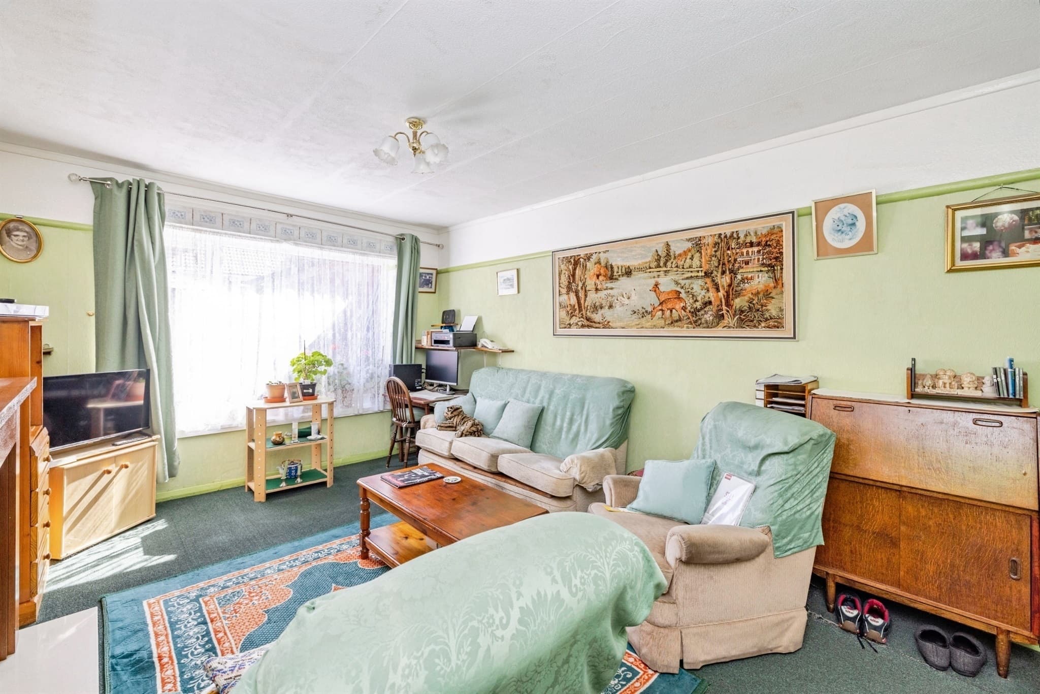 Property at Gleneagles Close, Watford