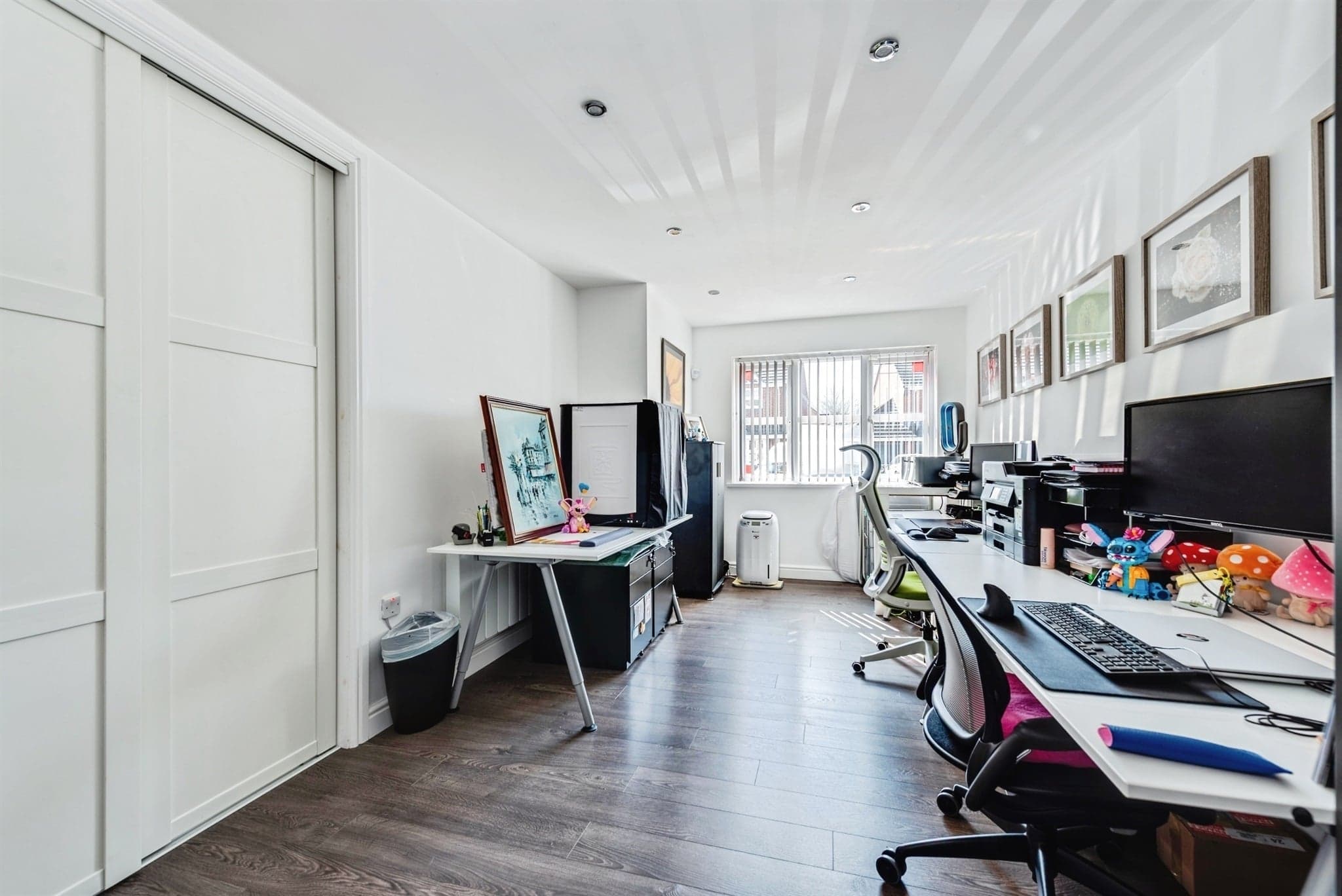 Property at Capesthorne Drive, Swindon