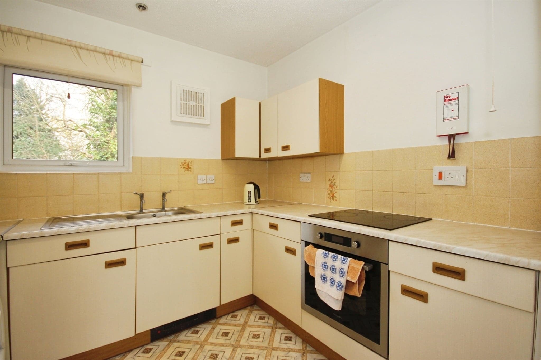 Property at Garden Court, Warwick