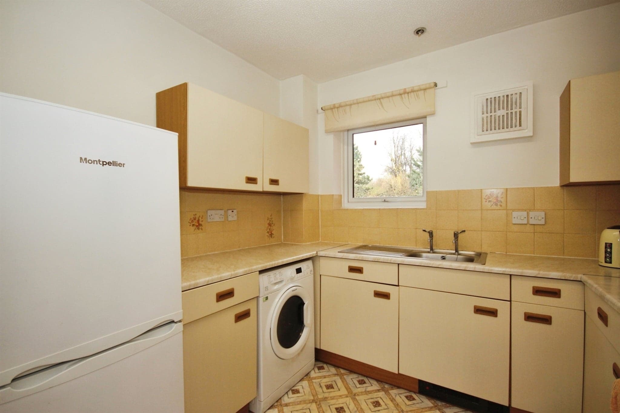 Property at Garden Court, Warwick