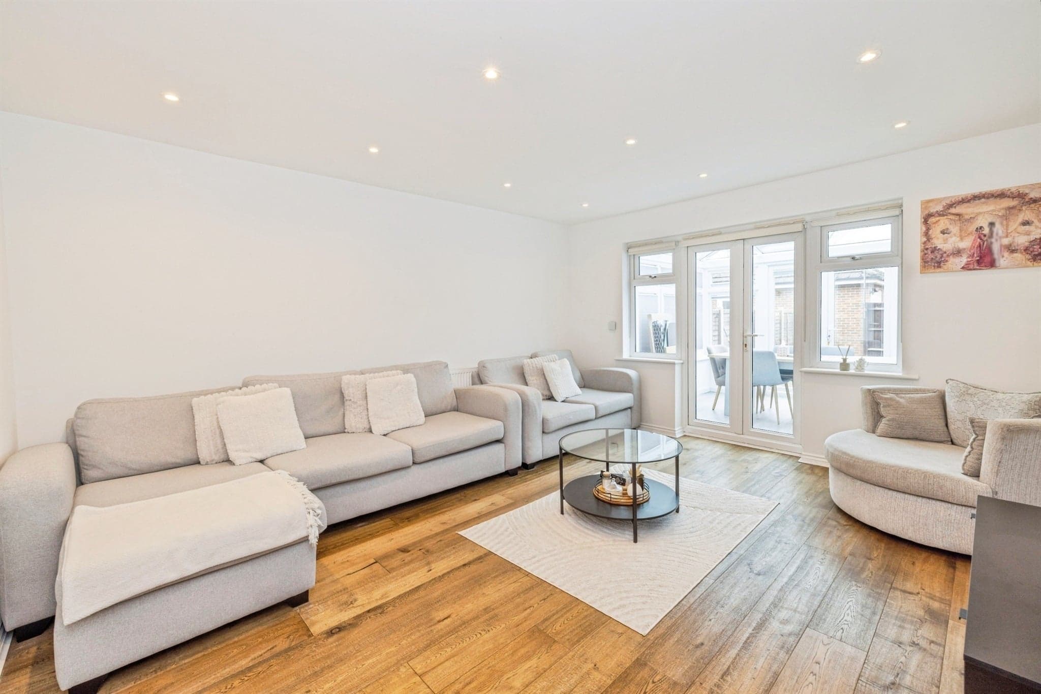 Property at Winthorpe Gardens, Borehamwood