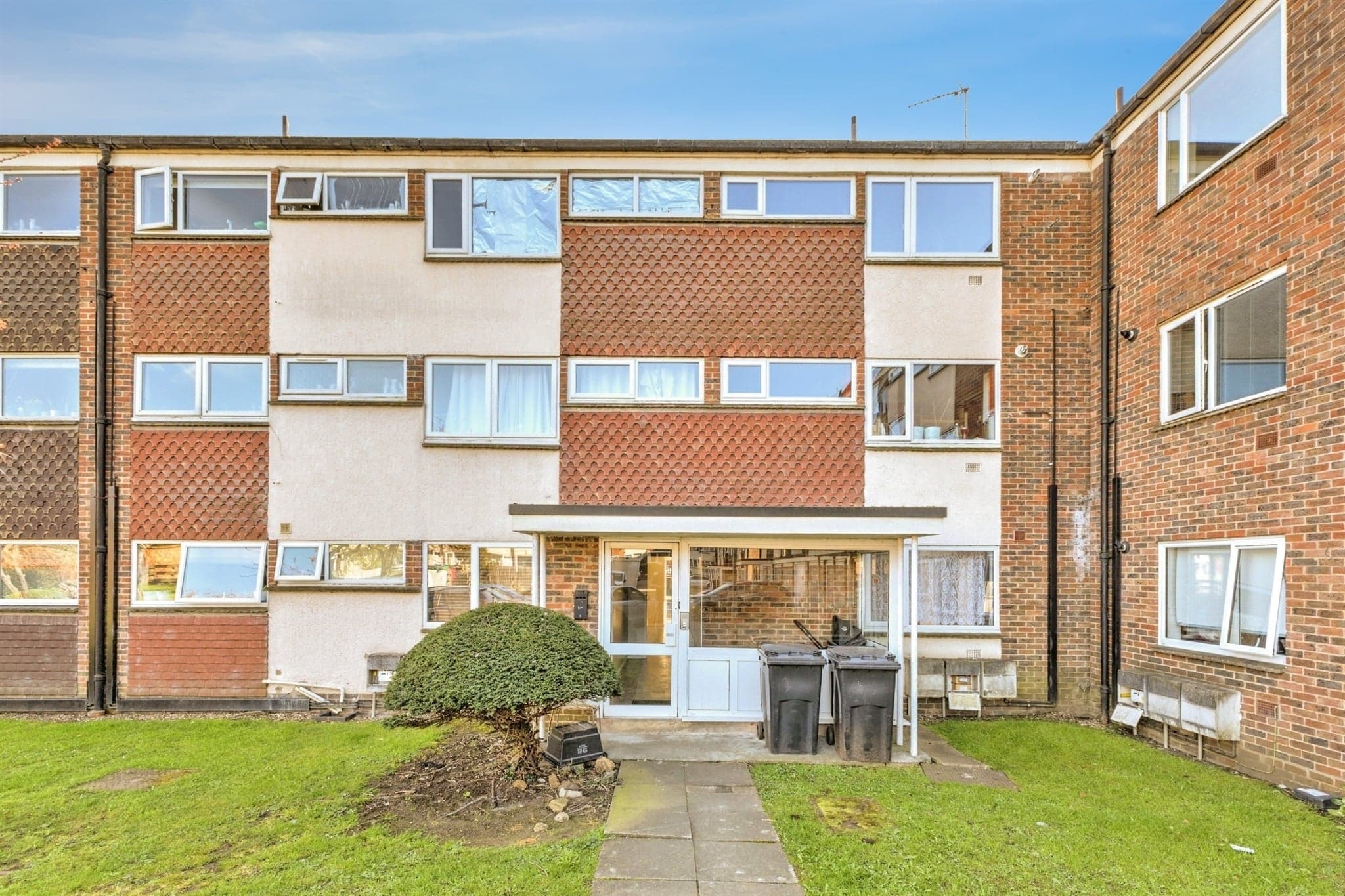Property at Cliftonville Court, Northampton