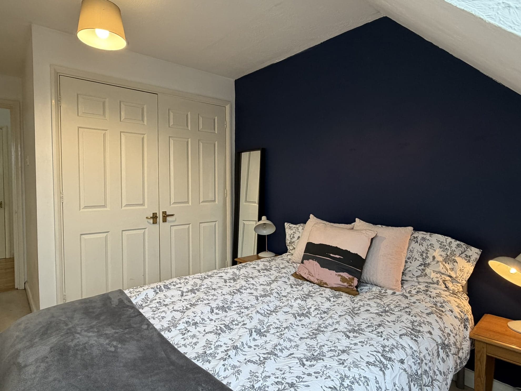 Property at Bonehurst Road, HORLEY